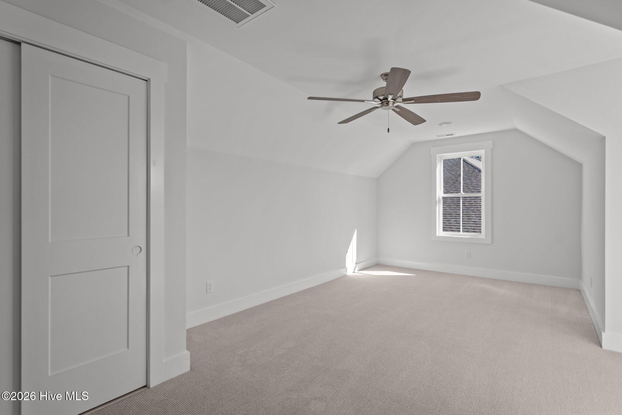 4772 Yellowood Drive Property Photo 27