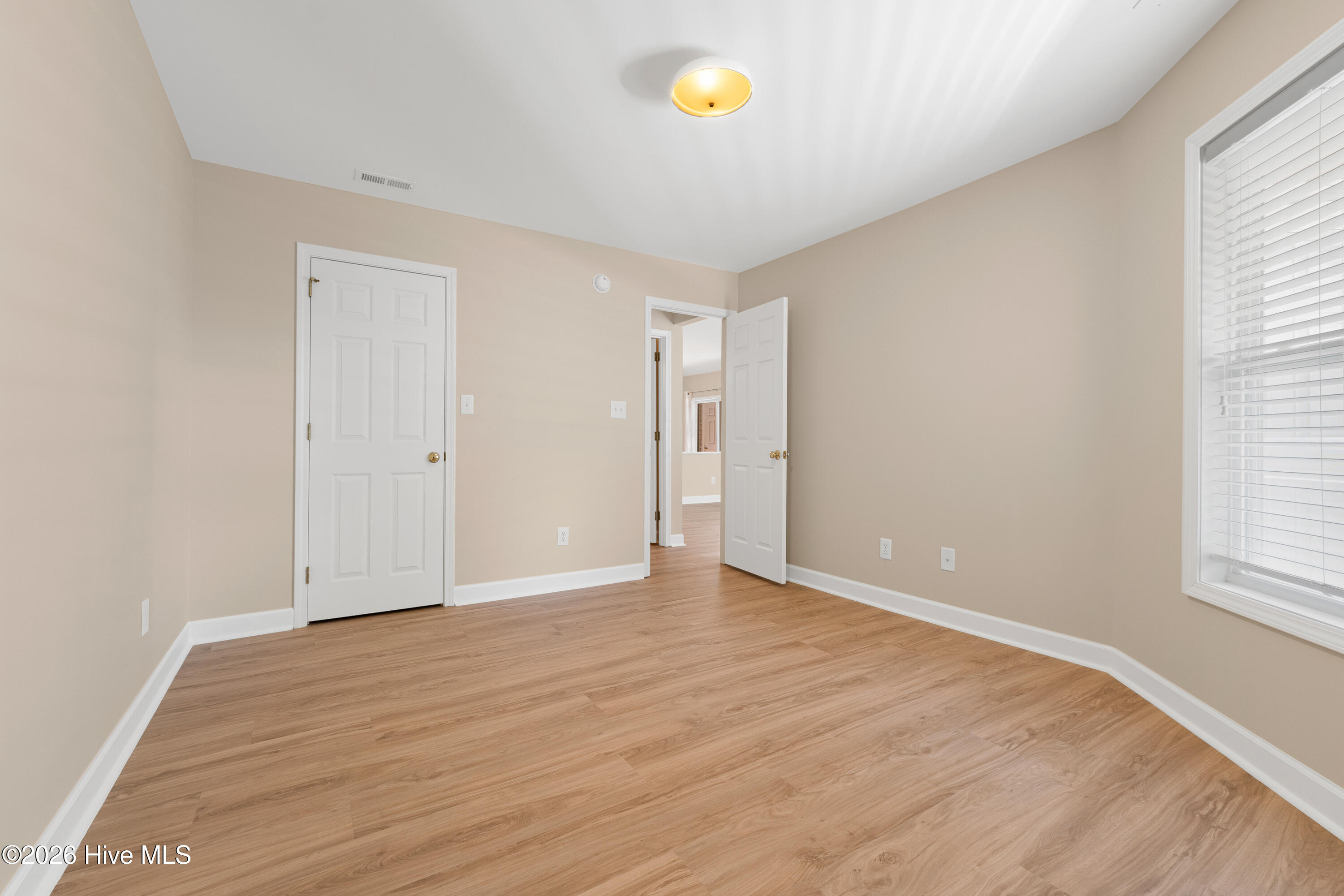 424 Commerce Avenue D Property Photo 22