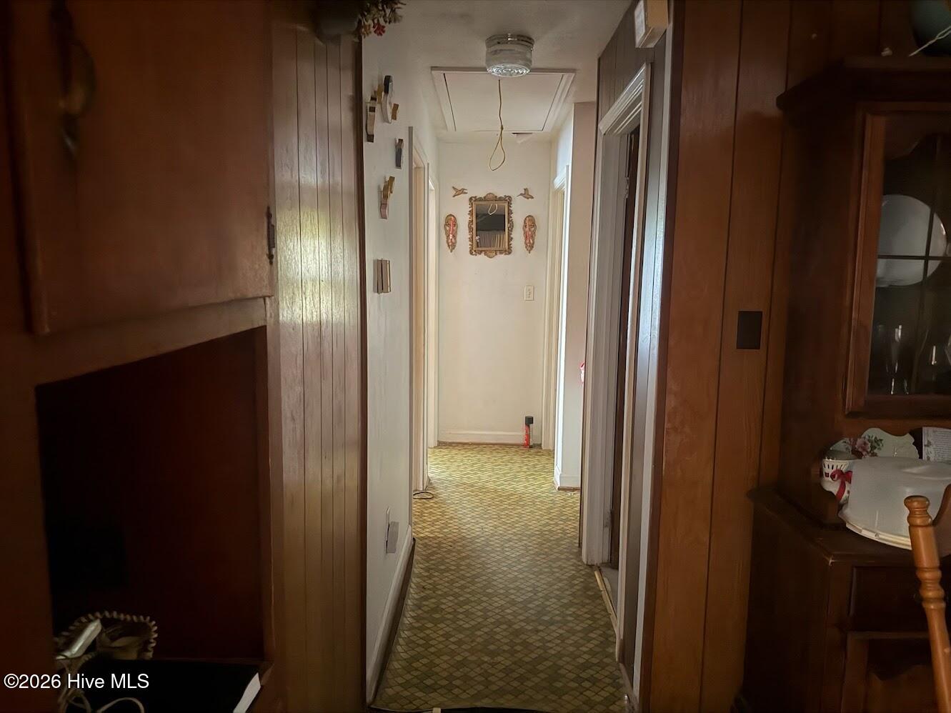 106 S Grandy Lane Property Photo 10