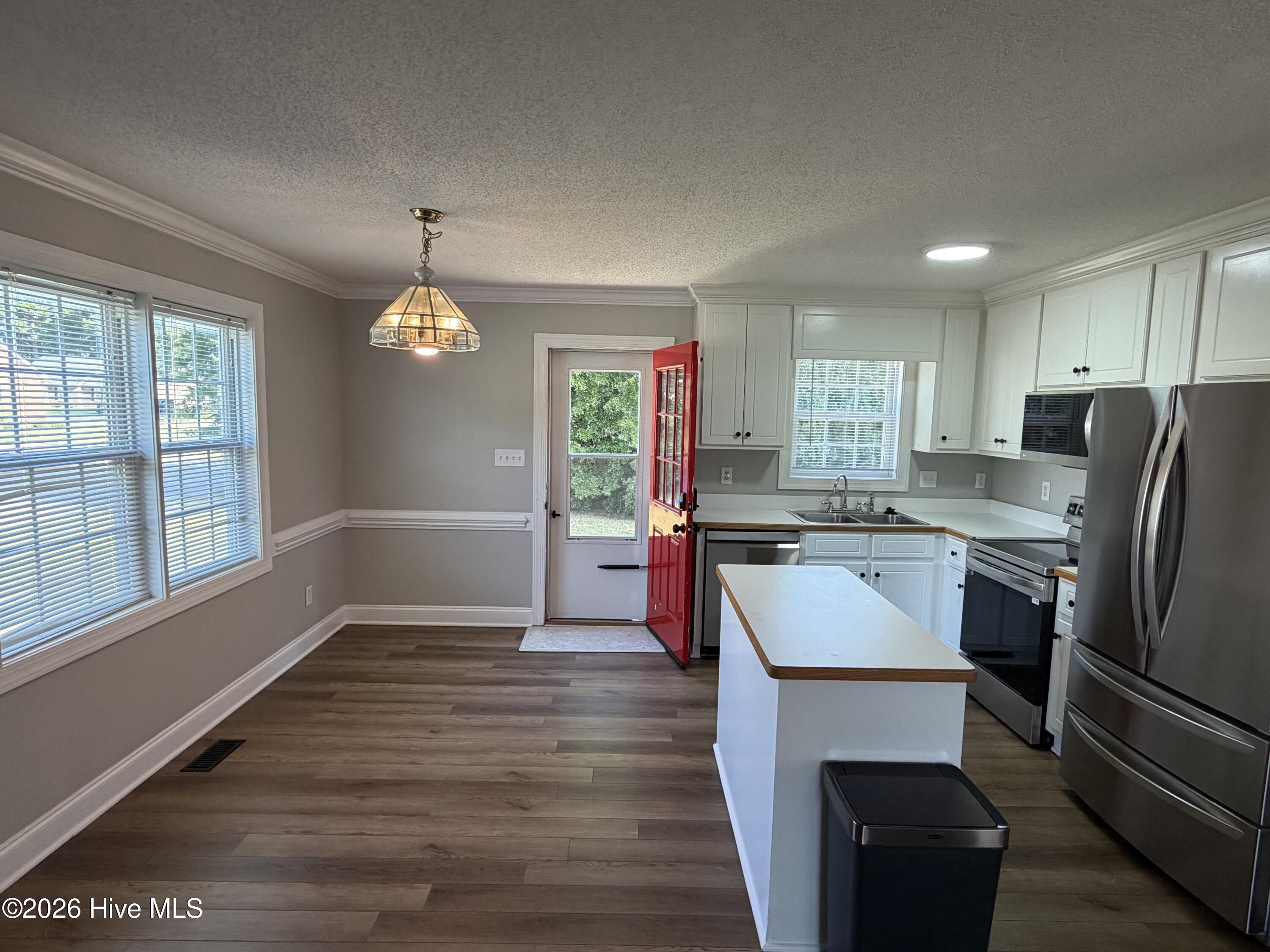2530 Stedman Drive Nw Property Photo 6