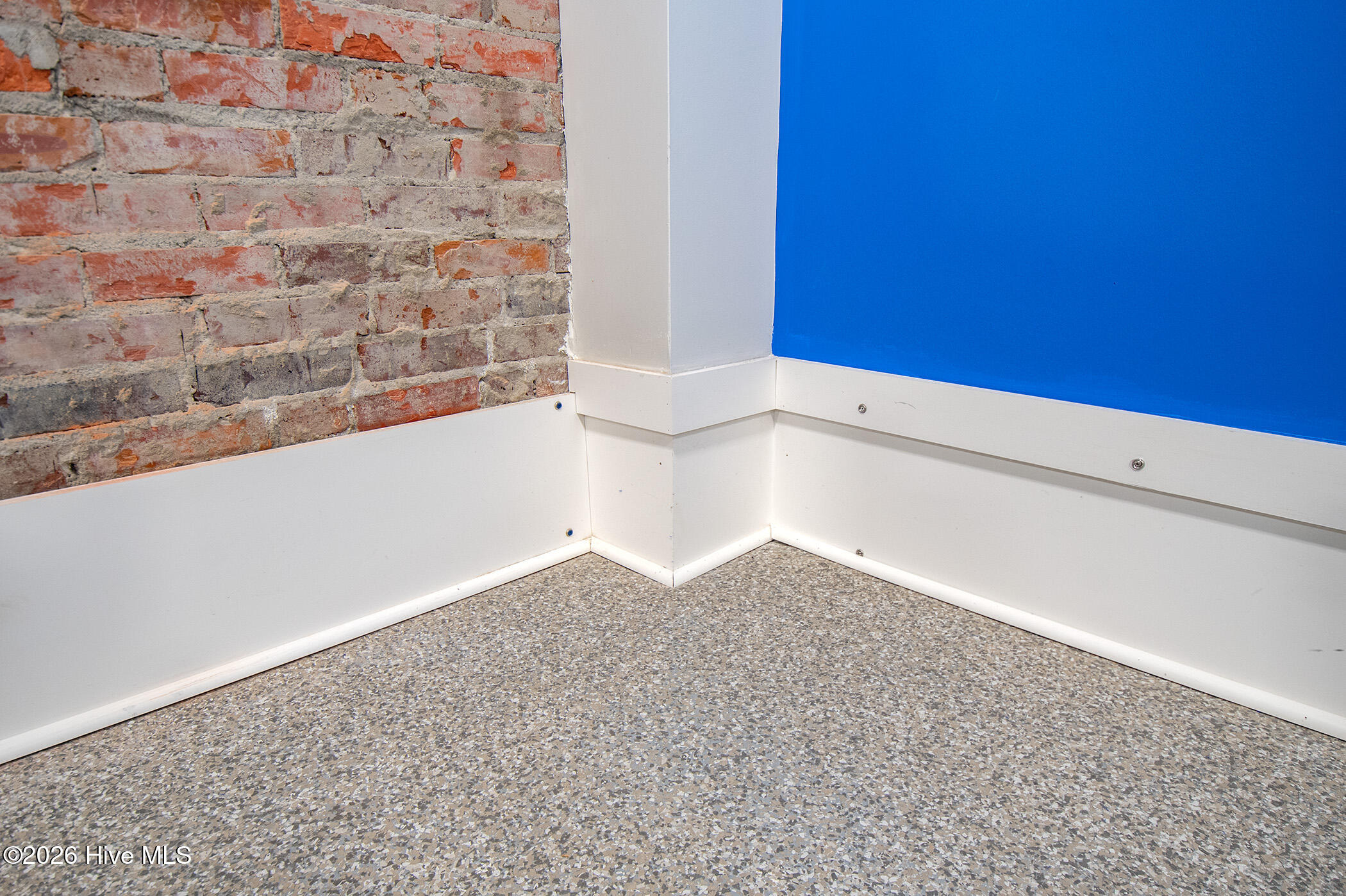 525 Front Street Property Photo 17