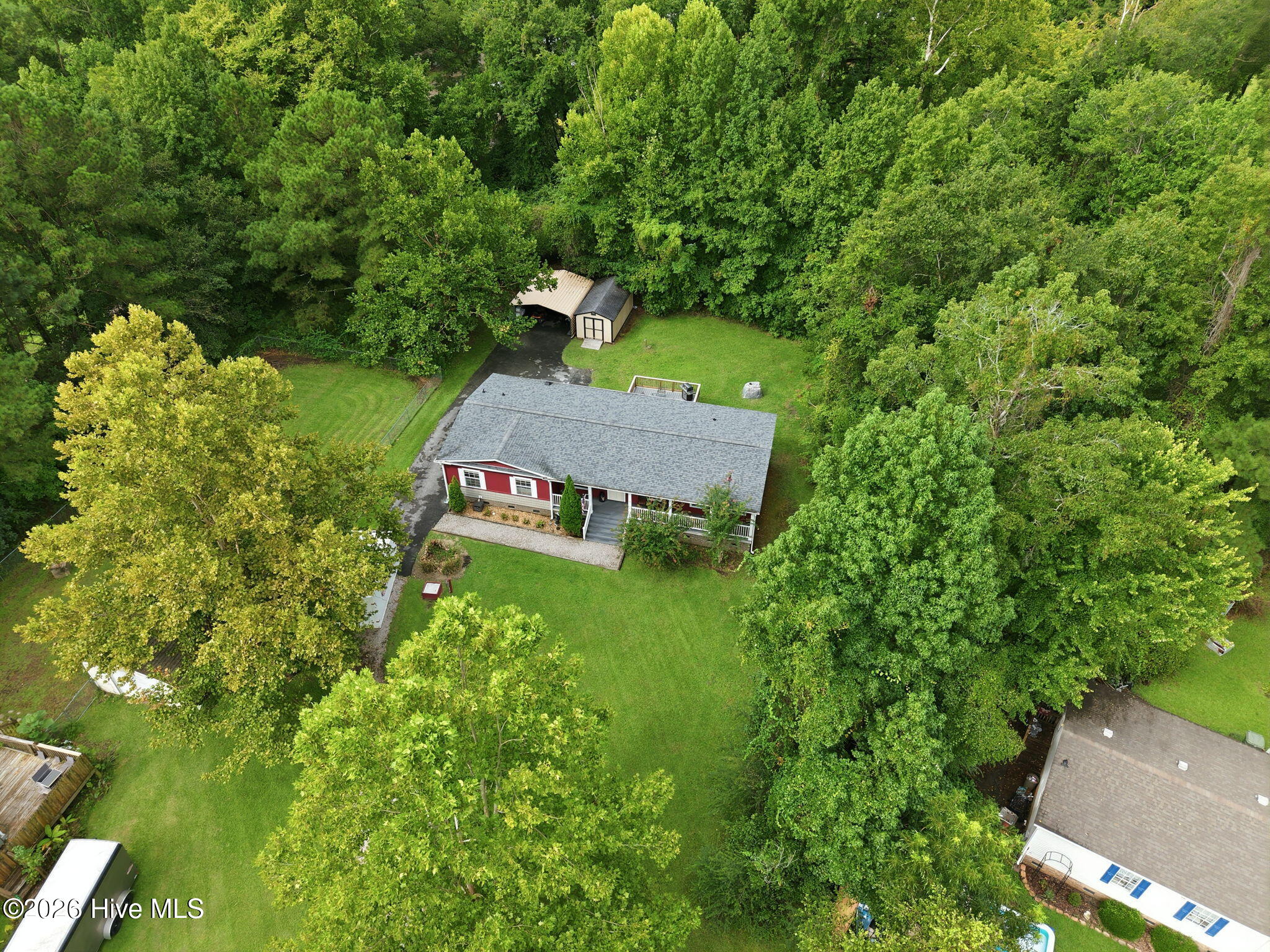 109 Southwest Drive Property Photo 16