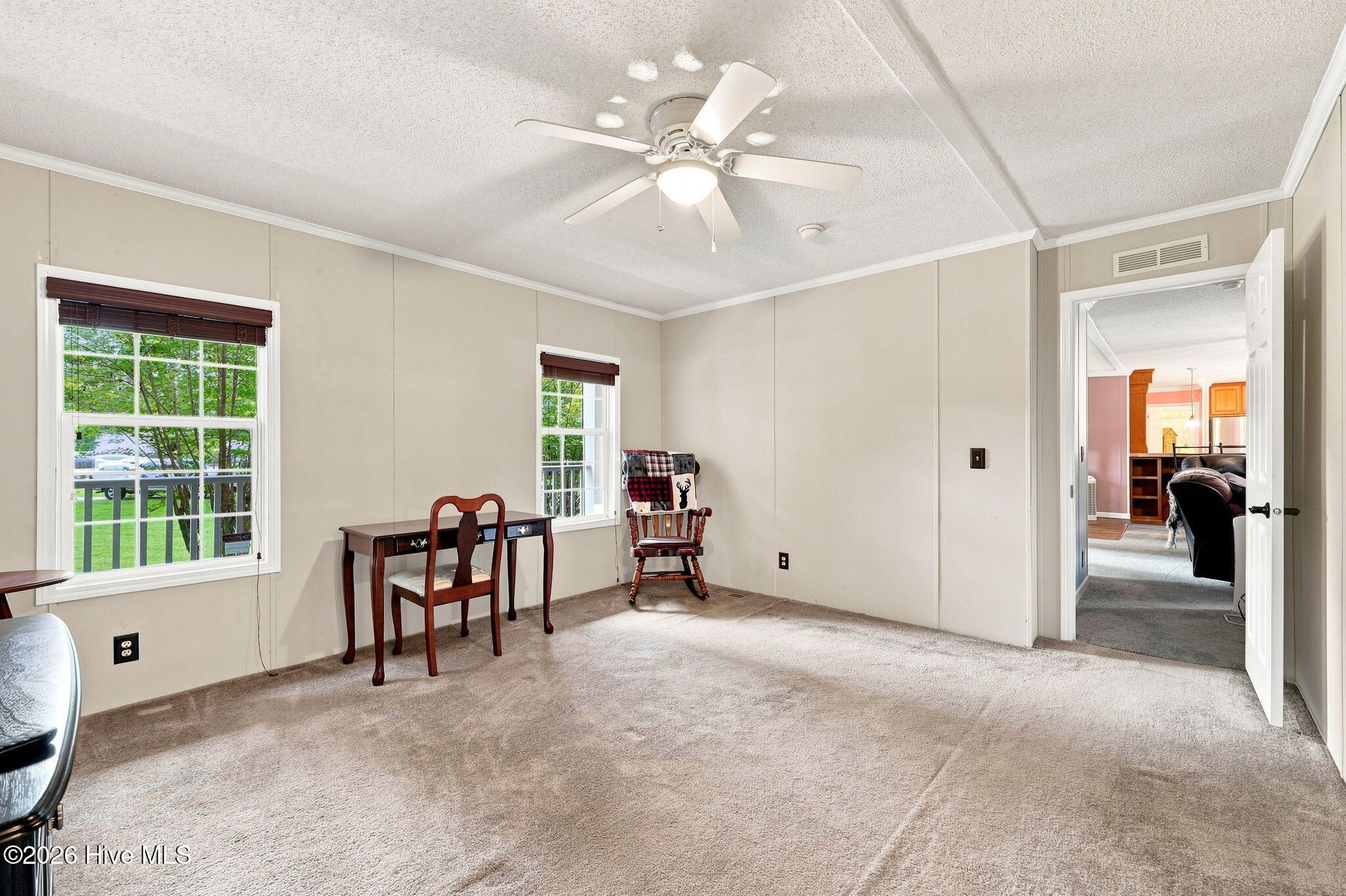 109 Southwest Drive Property Photo 32