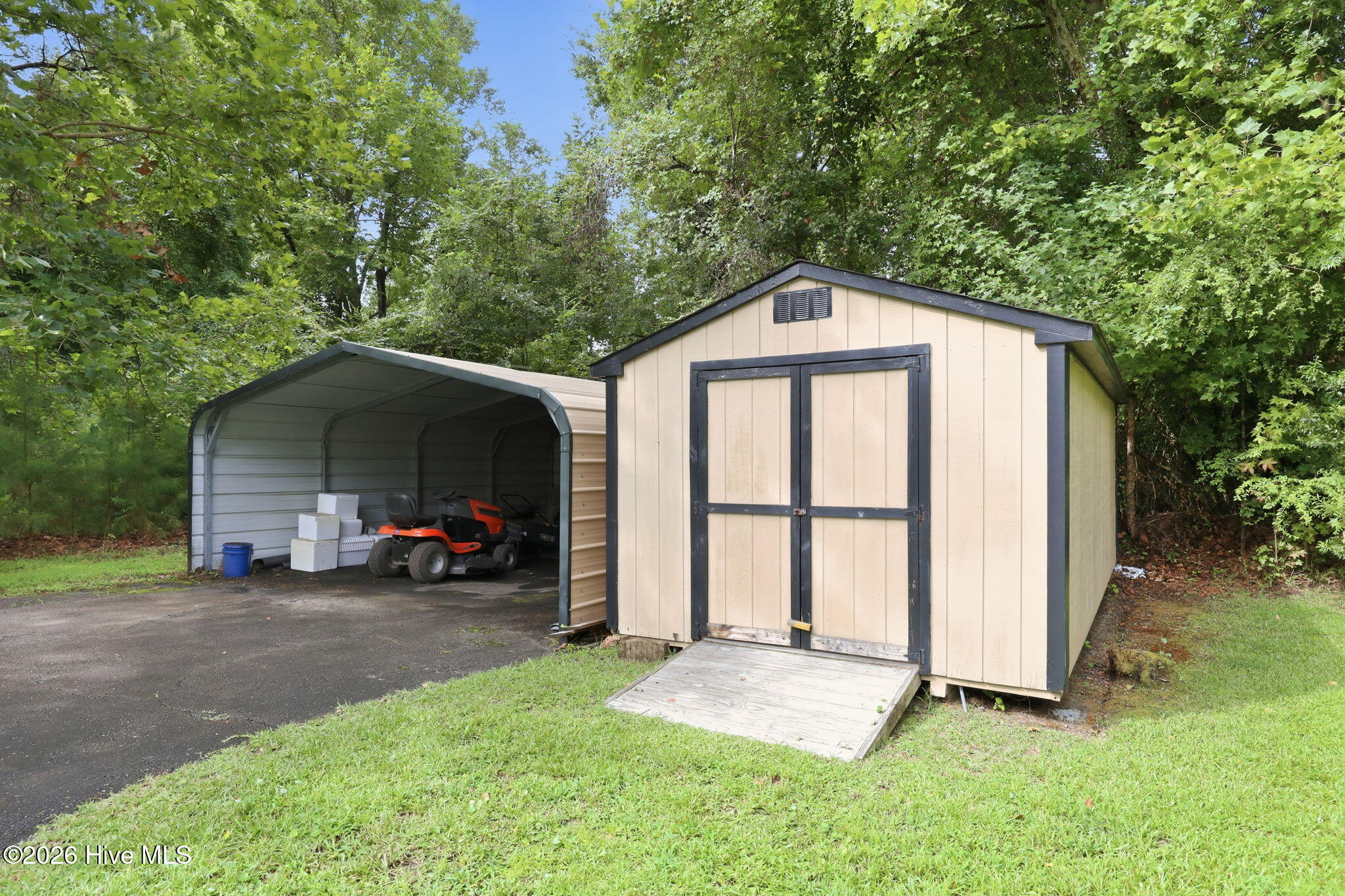 109 Southwest Drive Property Photo 47