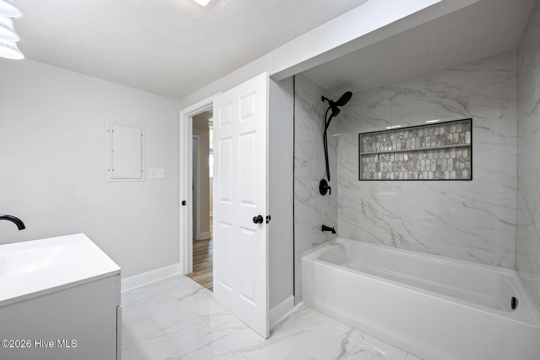 2208 Bungalow Road Property Photo 10