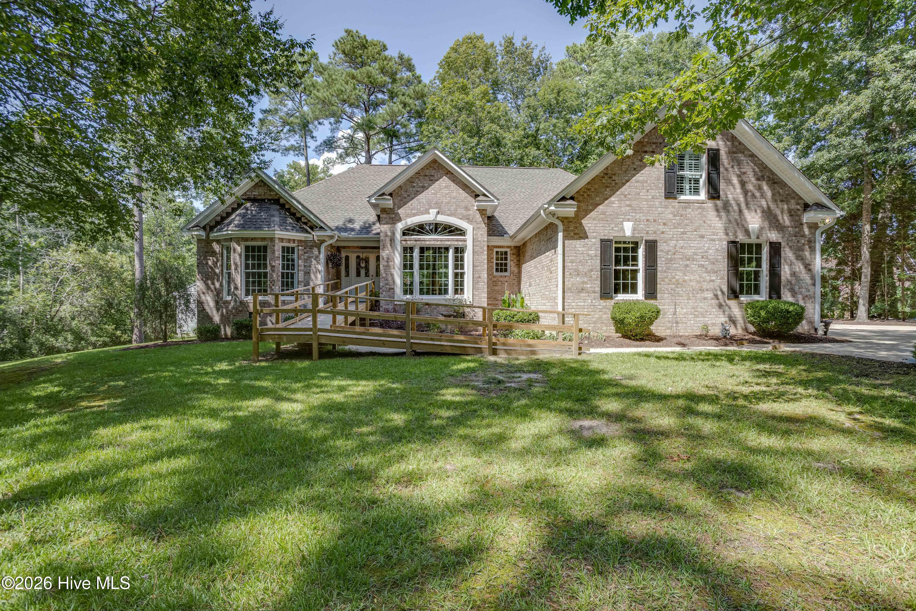 95 Waters Edge Drive Property Photo 1