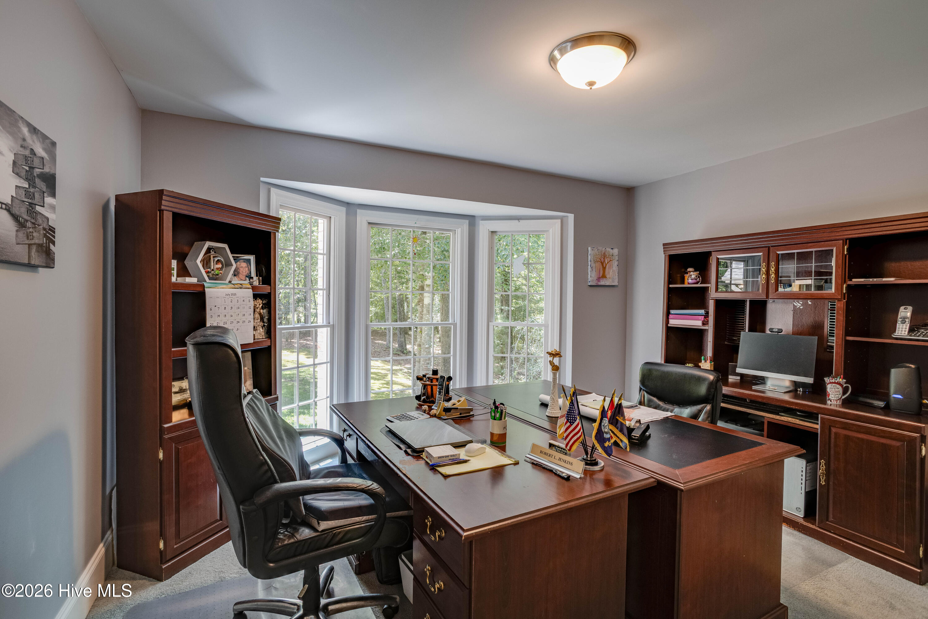 95 Waters Edge Drive Property Photo 8
