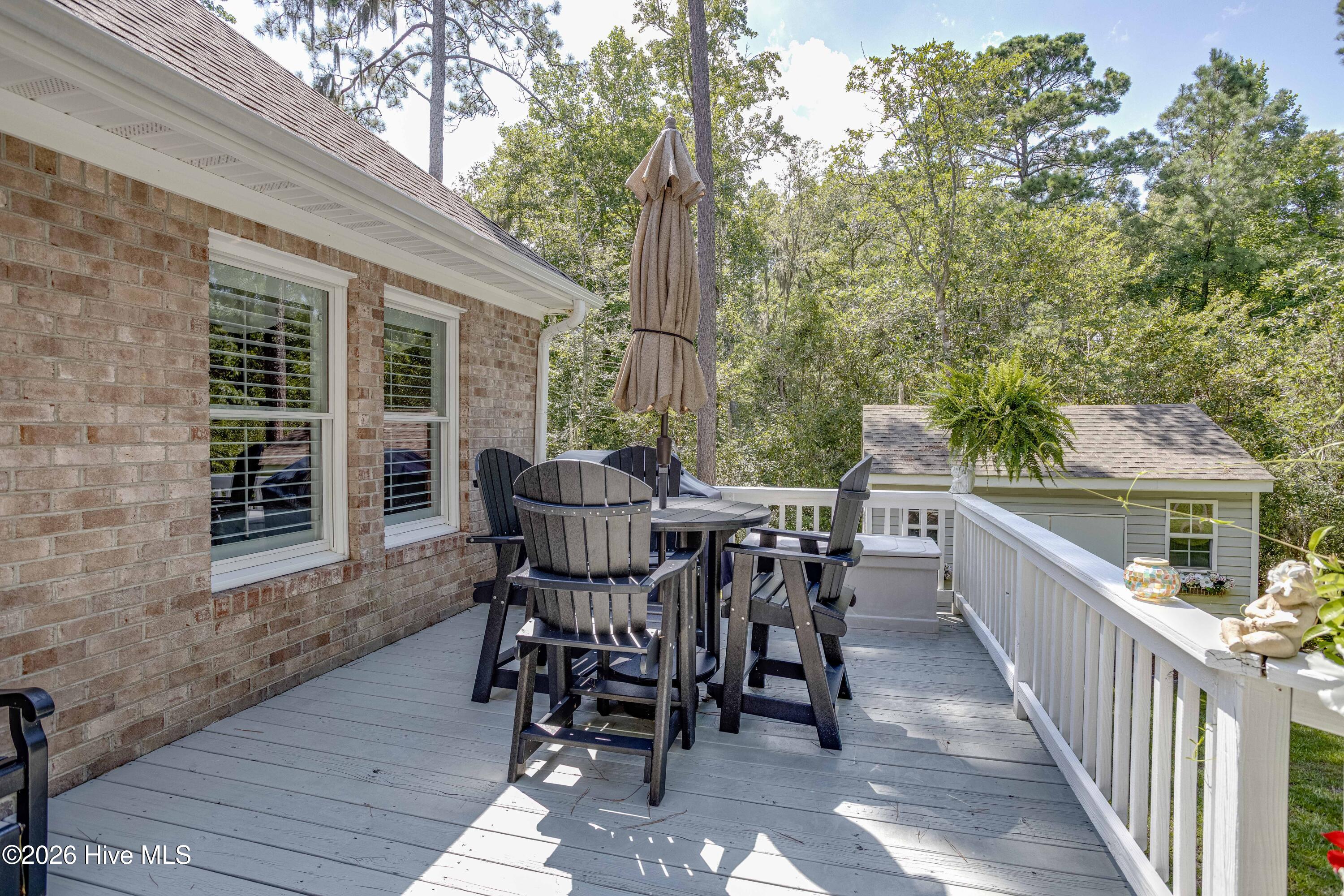 95 Waters Edge Drive Property Photo 41
