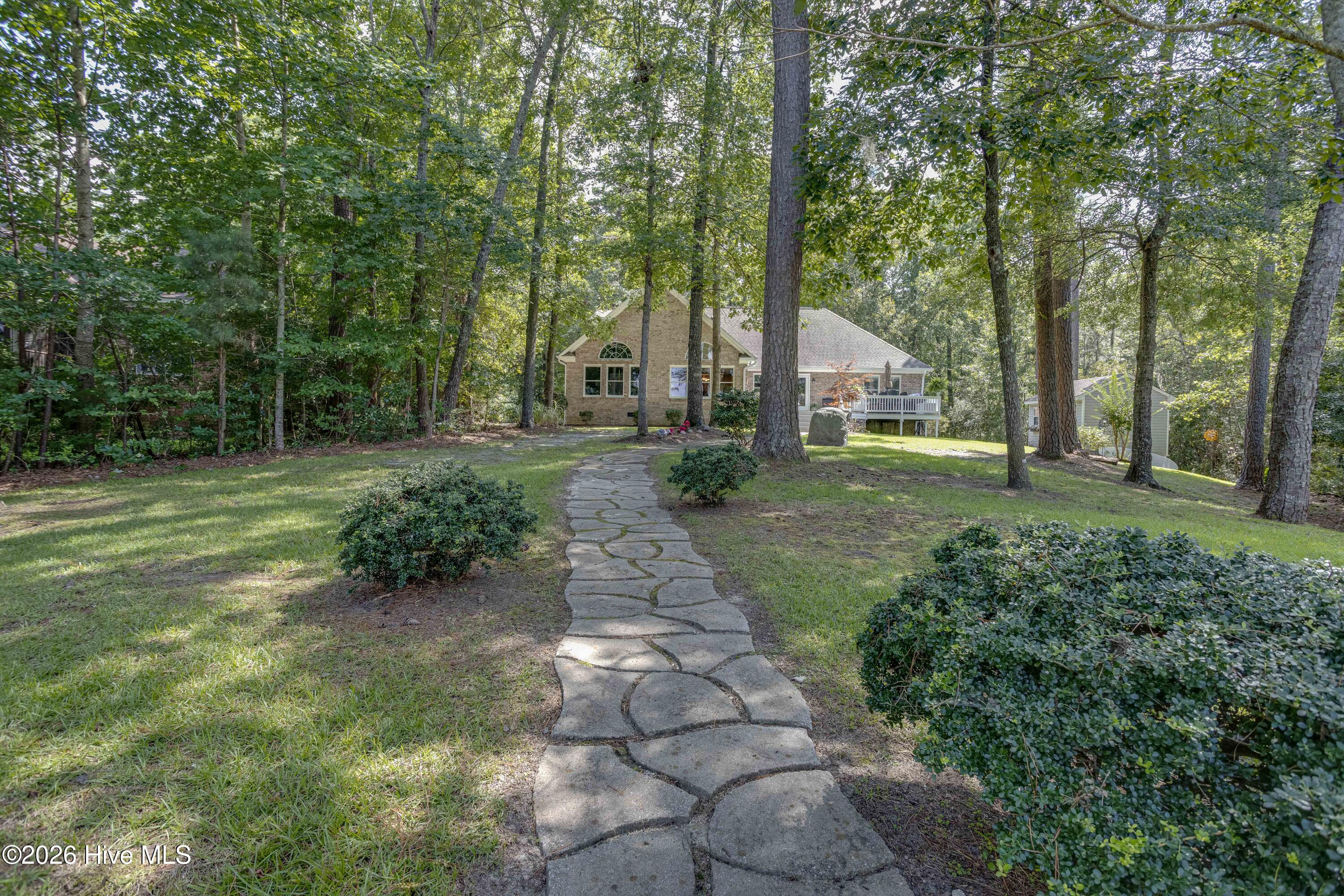 95 Waters Edge Drive Property Photo 47