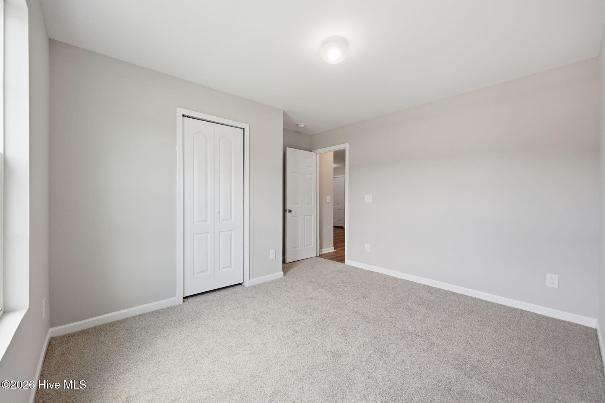 320 Adobe Lane Property Photo 5