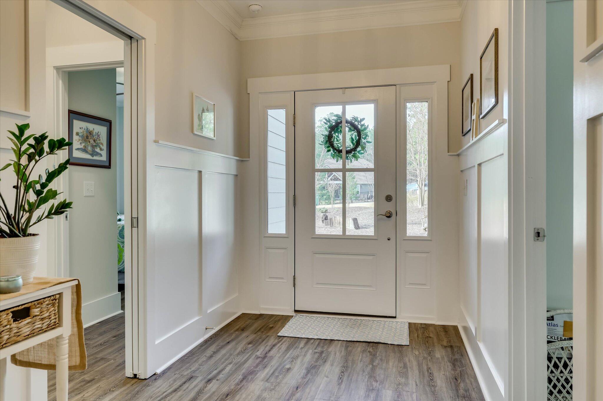205 Canal Court Property Photo 6