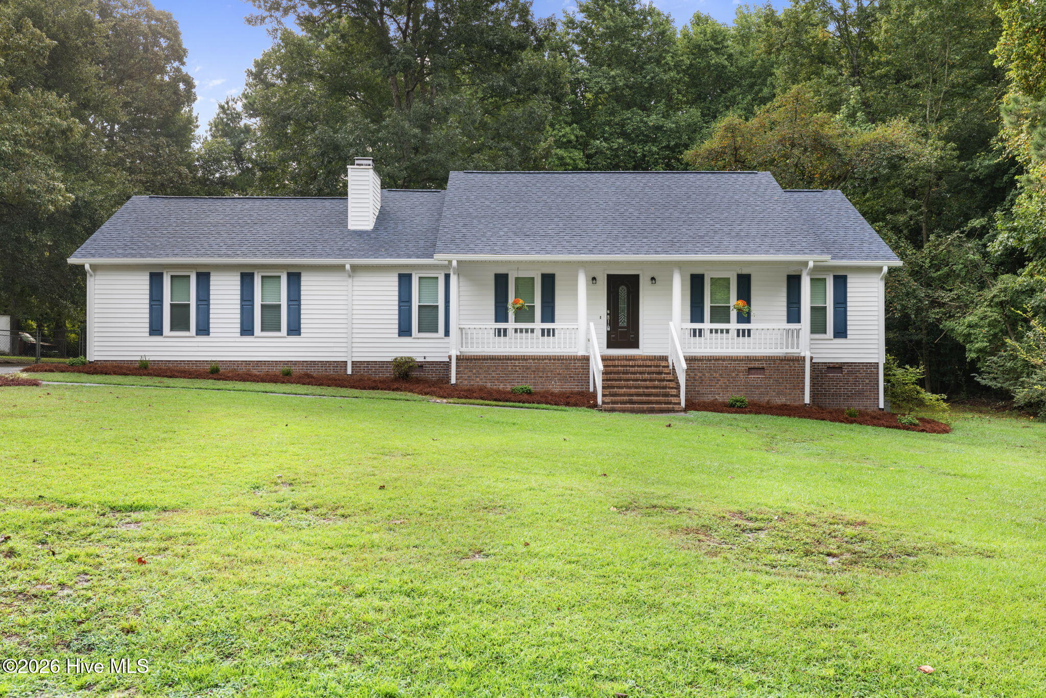 122 N Pointe Drive