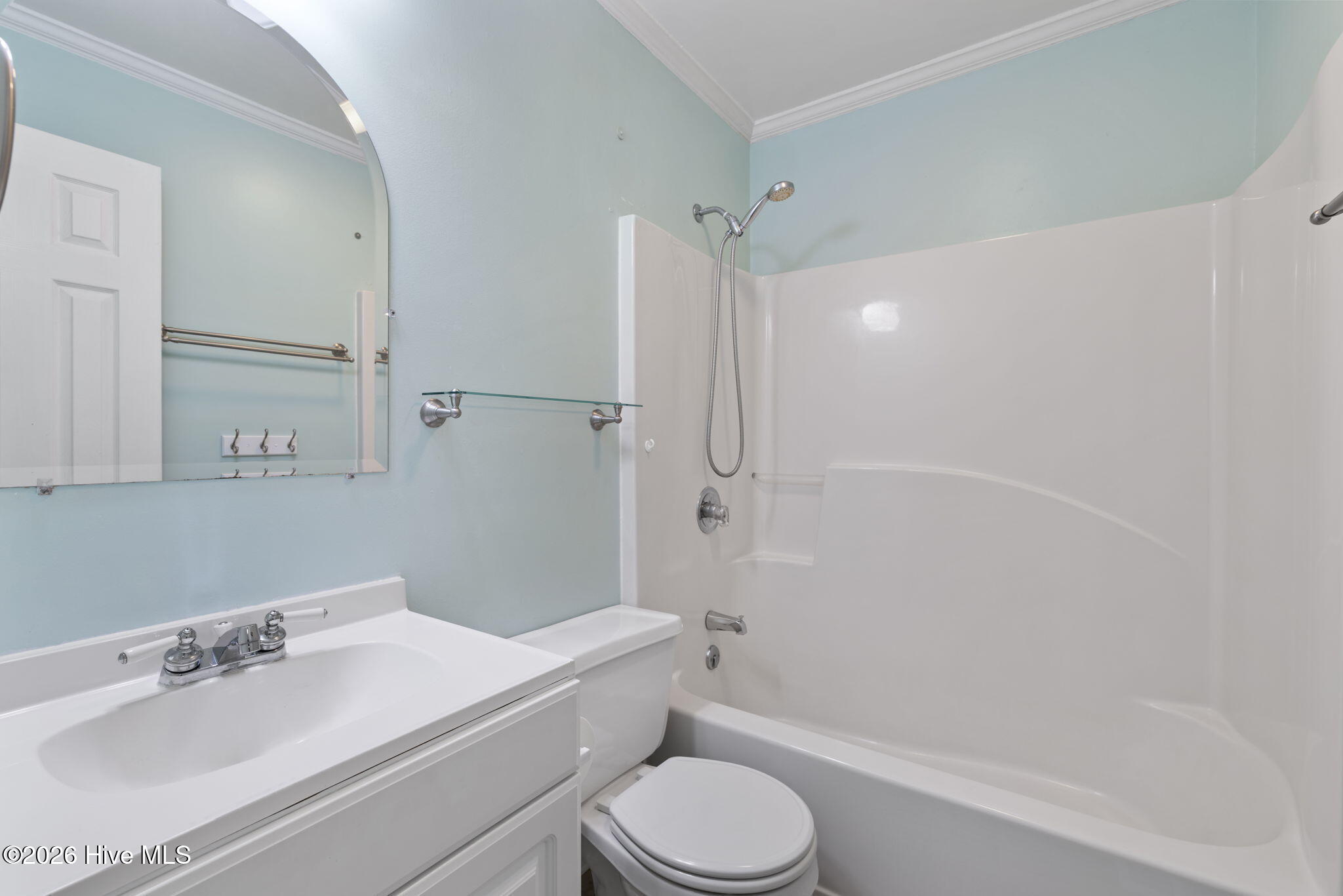 122 N Pointe Drive Property Photo 26