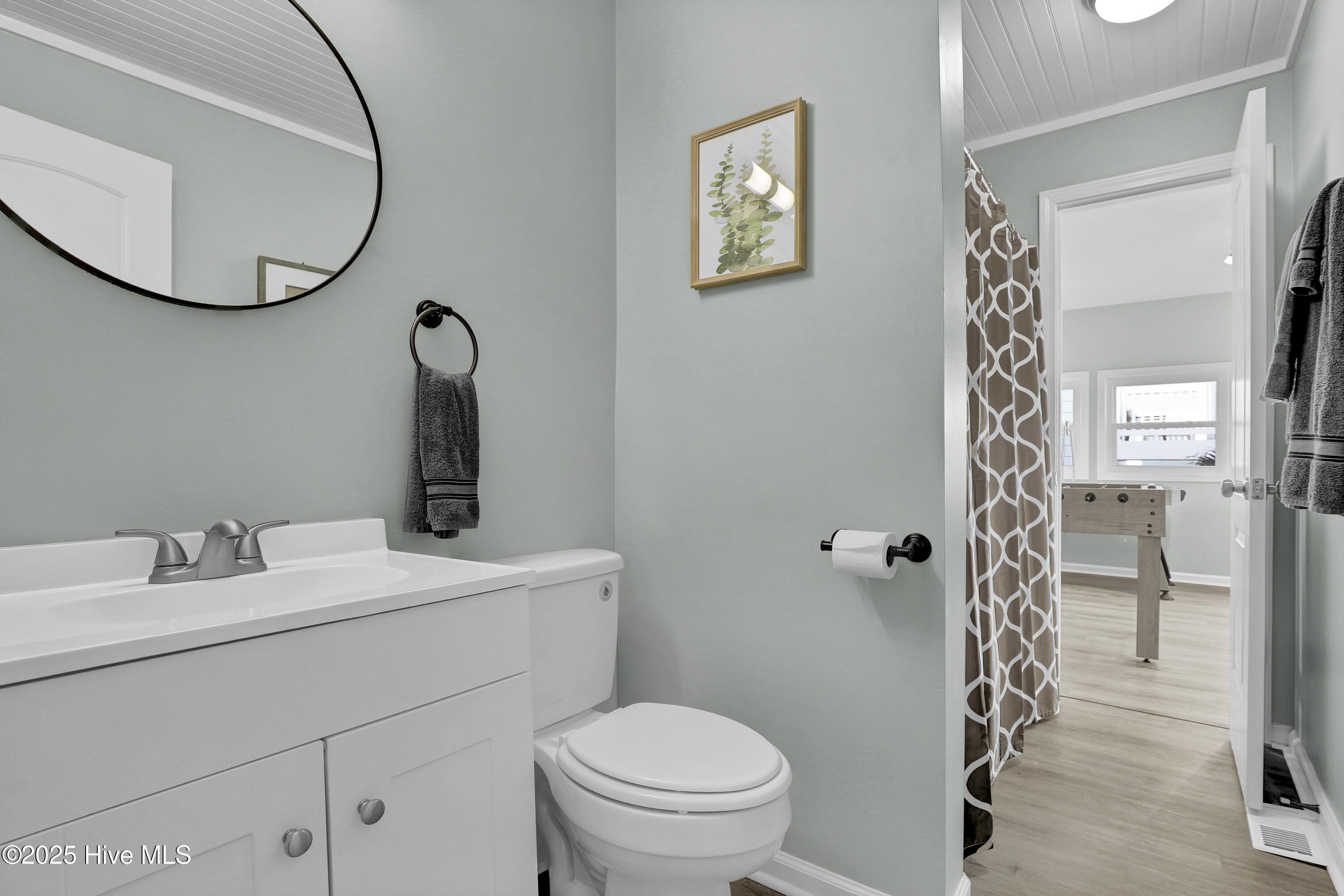 1115 N Shore Drive Property Photo 16