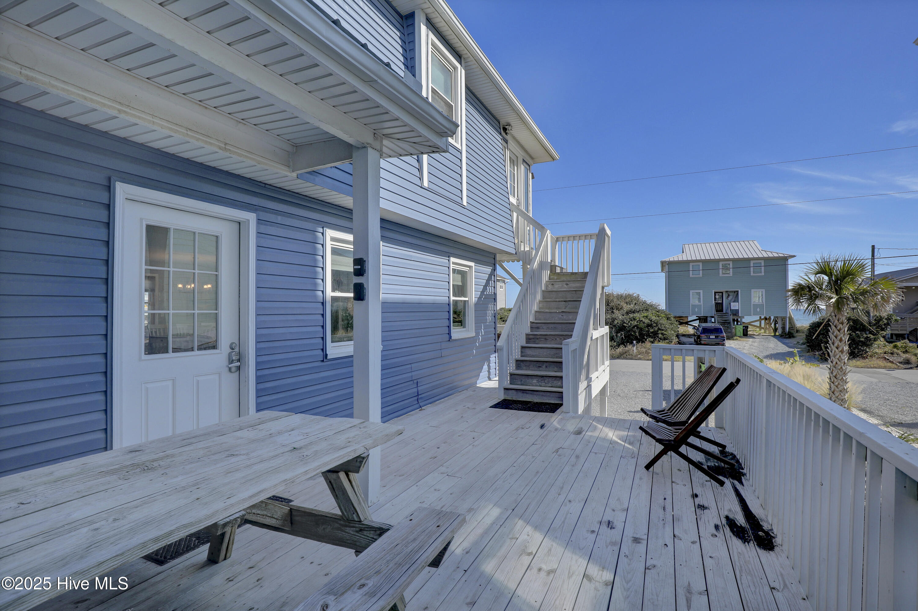 1115 N Shore Drive Property Photo 18