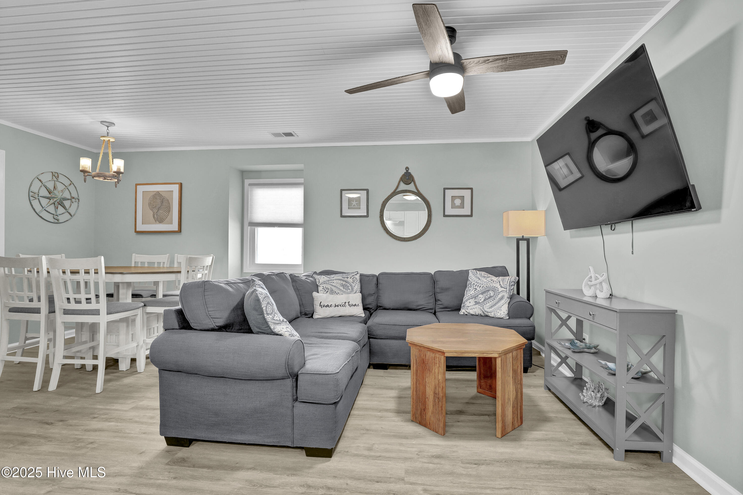 1115 N Shore Drive Property Photo 26