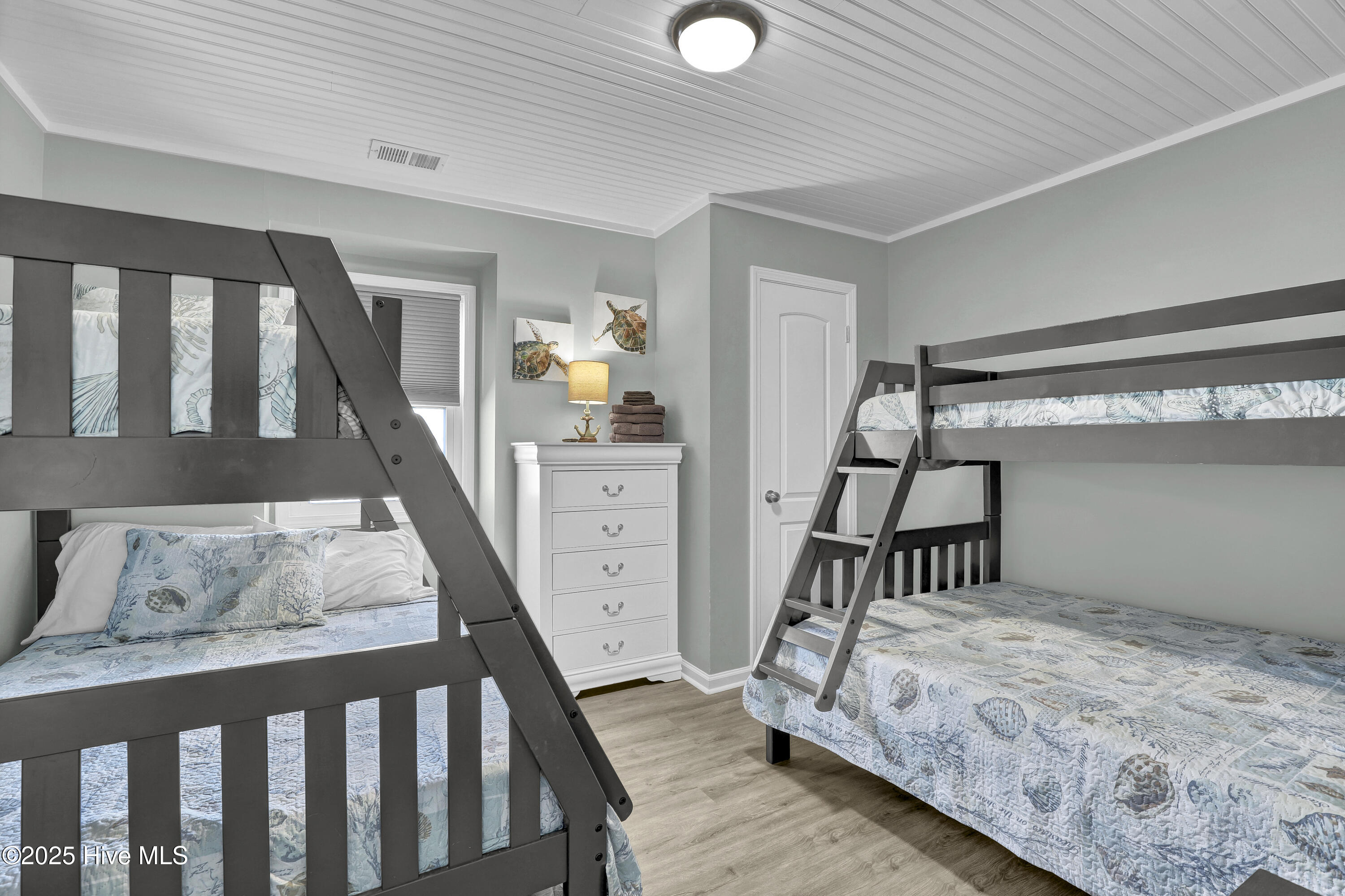 1115 N Shore Drive Property Photo 27
