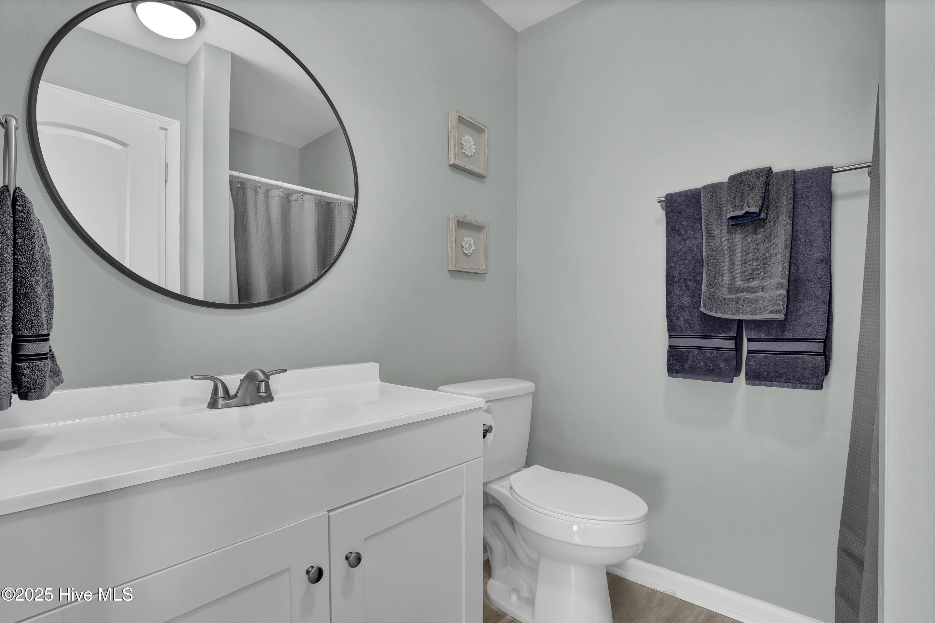 1115 N Shore Drive Property Photo 32