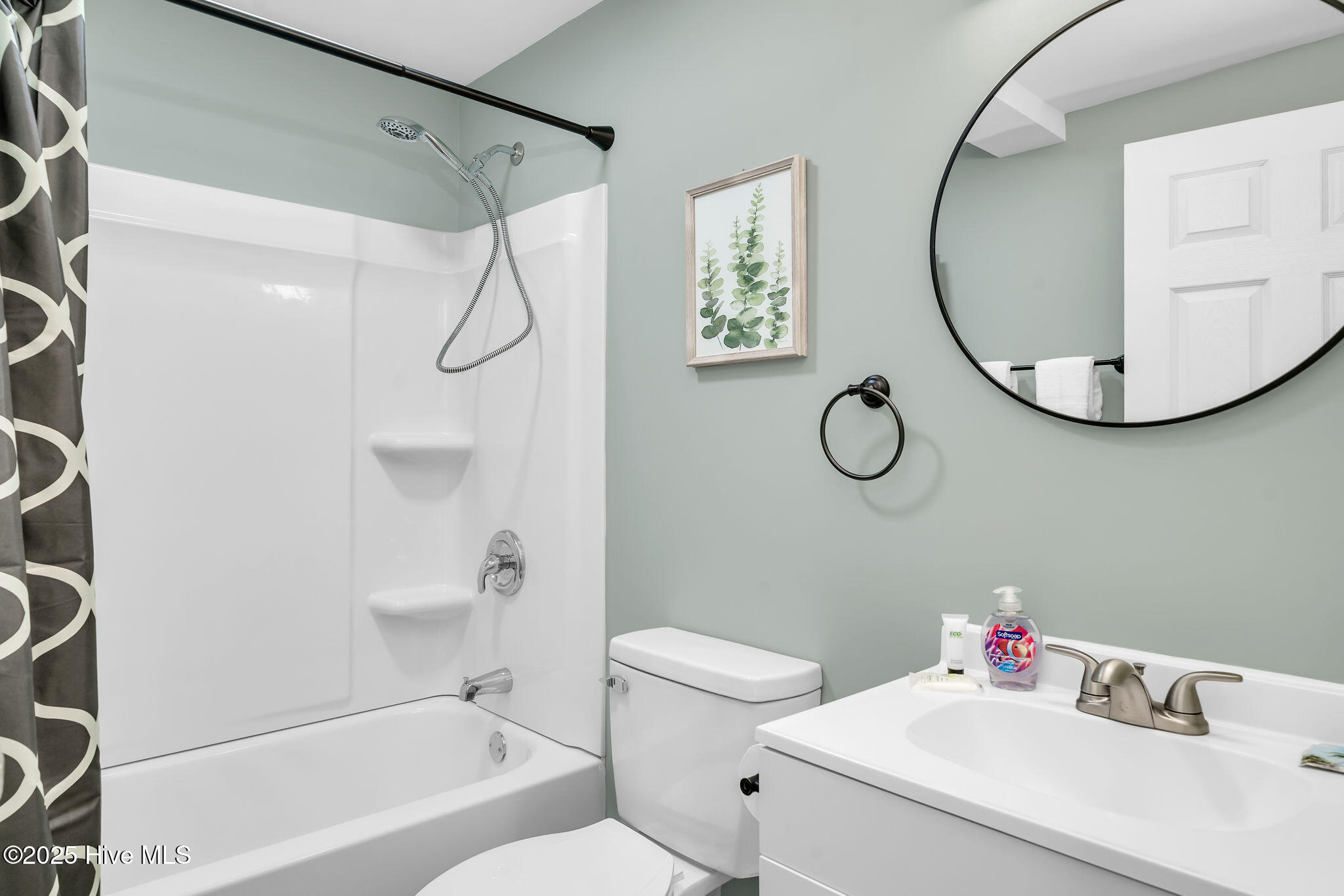 1115 N Shore Drive Property Photo 44