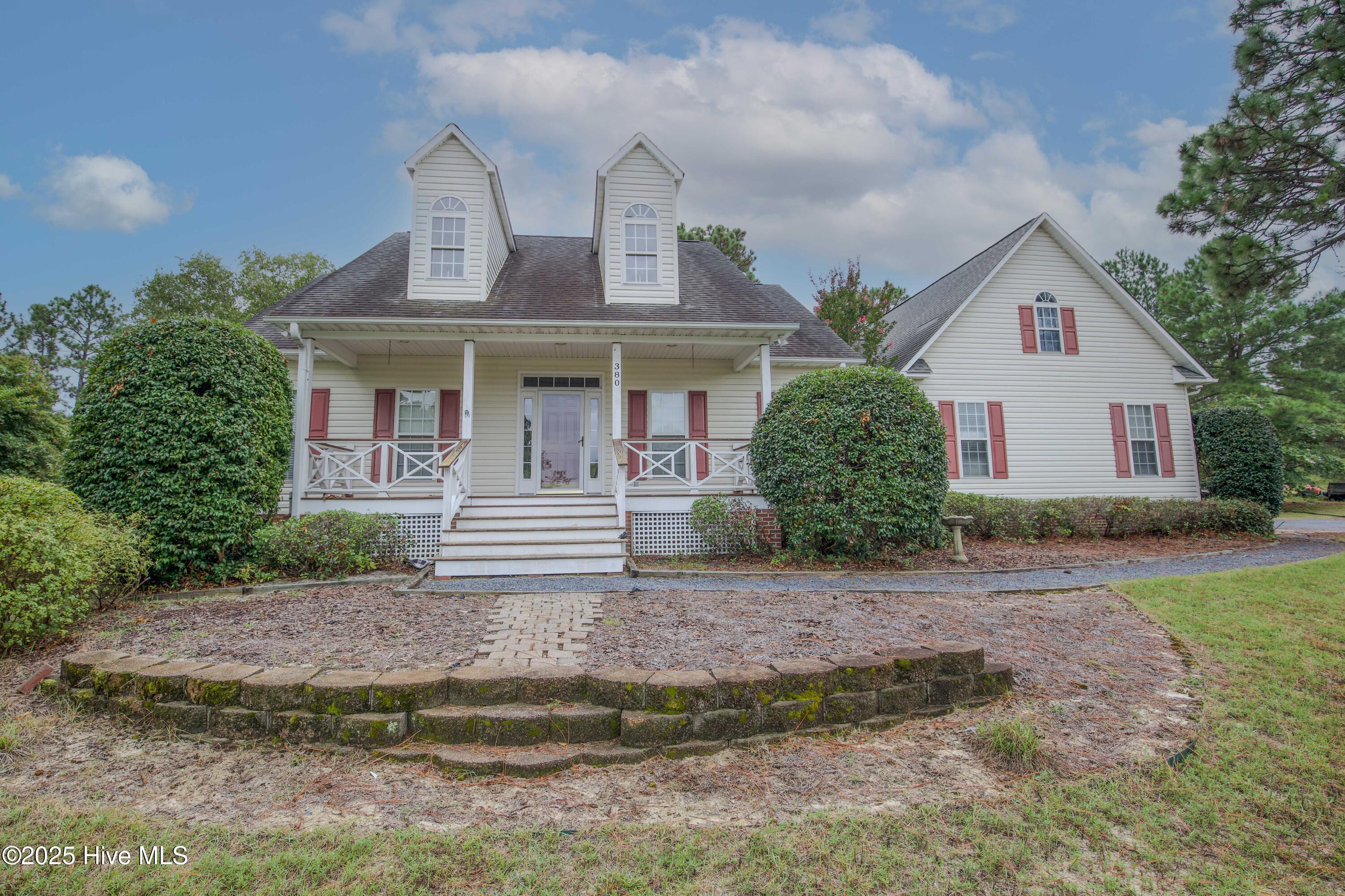 380 Sullivan Drive Property Photo 4