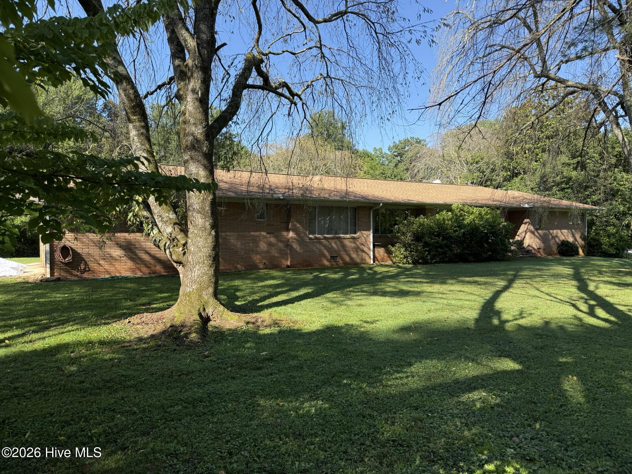 16 Hemlock Way Property Photo 1