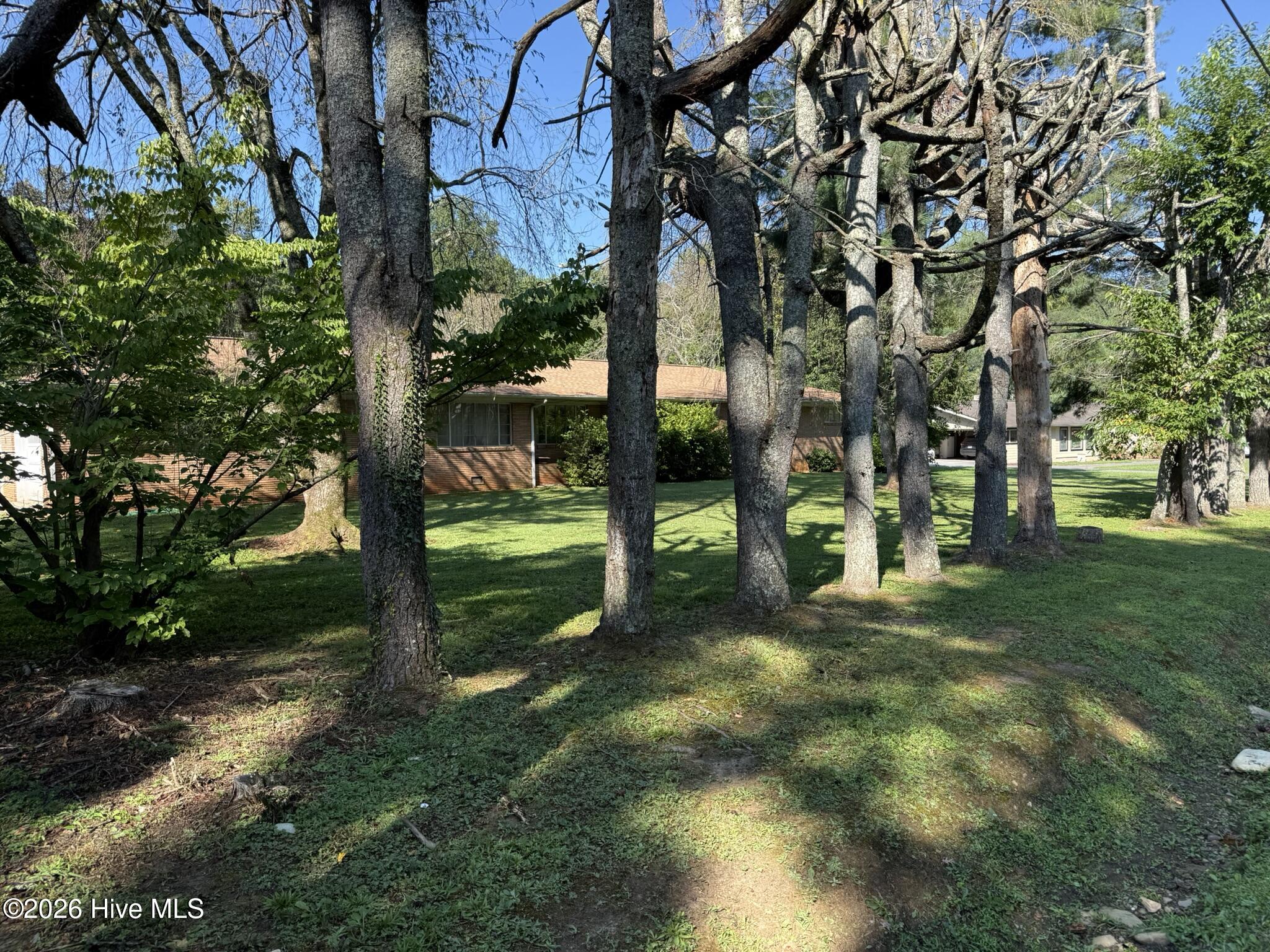16 Hemlock Way Property Photo 6