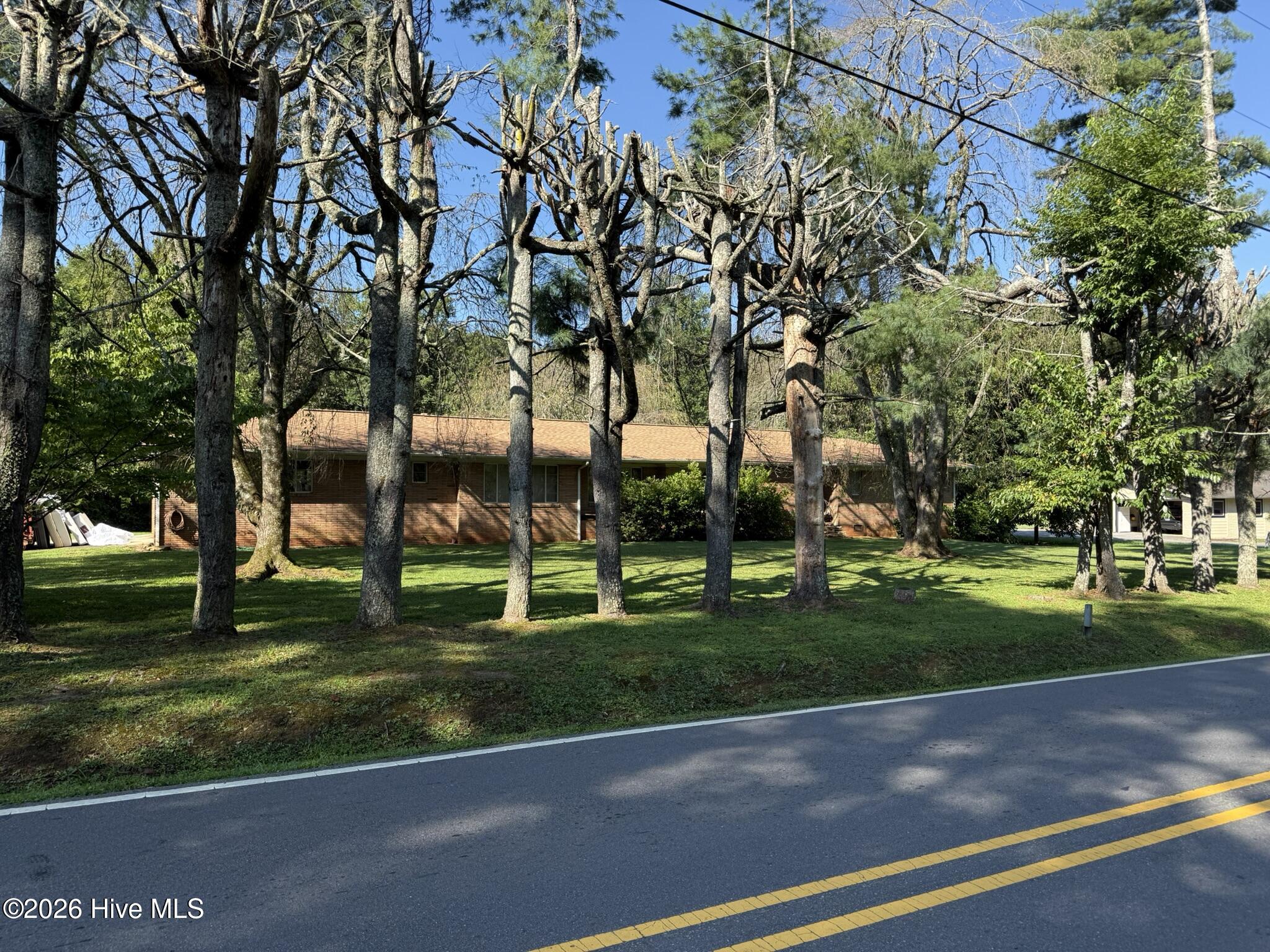 16 Hemlock Way Property Photo 8