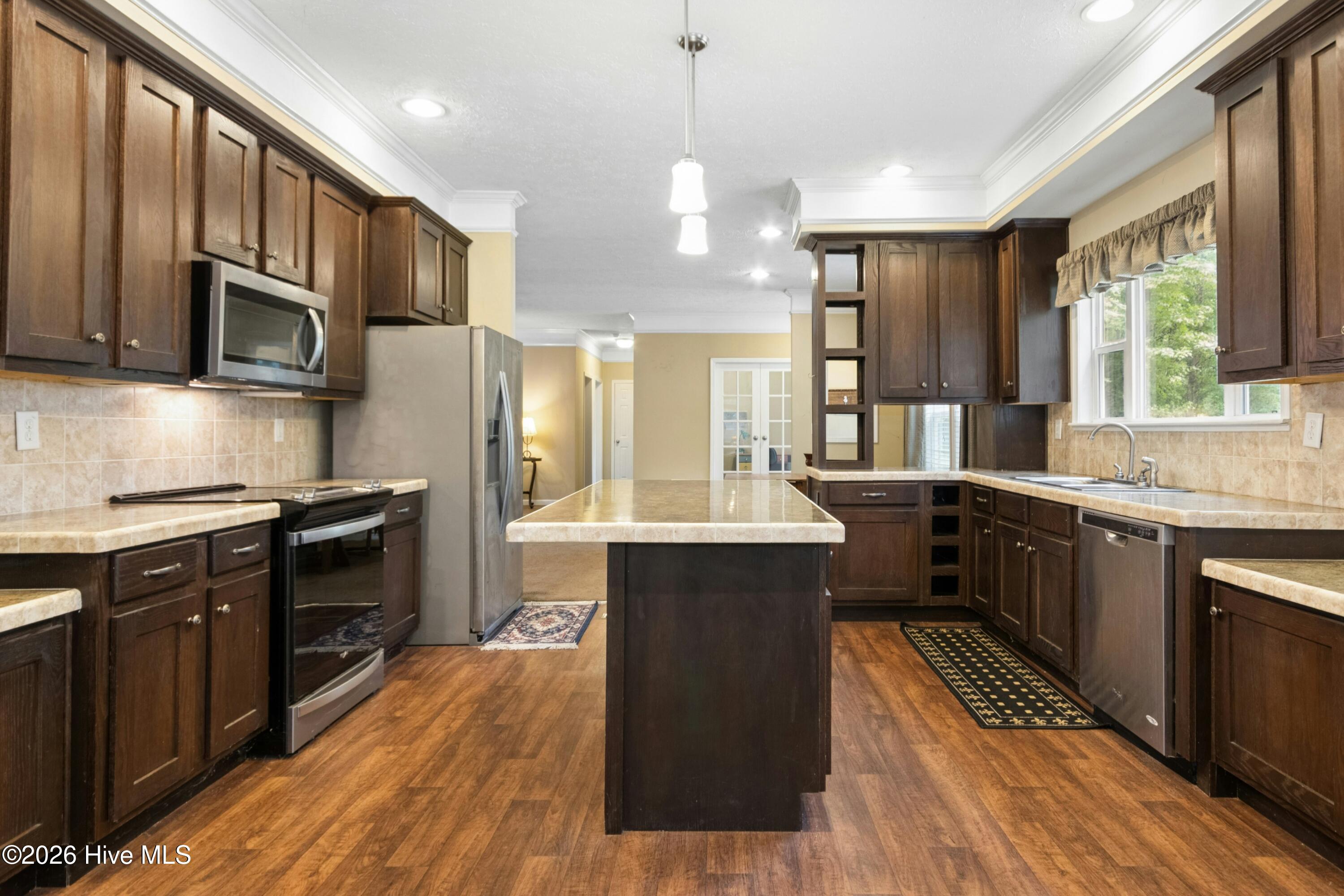 8023 Tobiano Court Property Photo 6