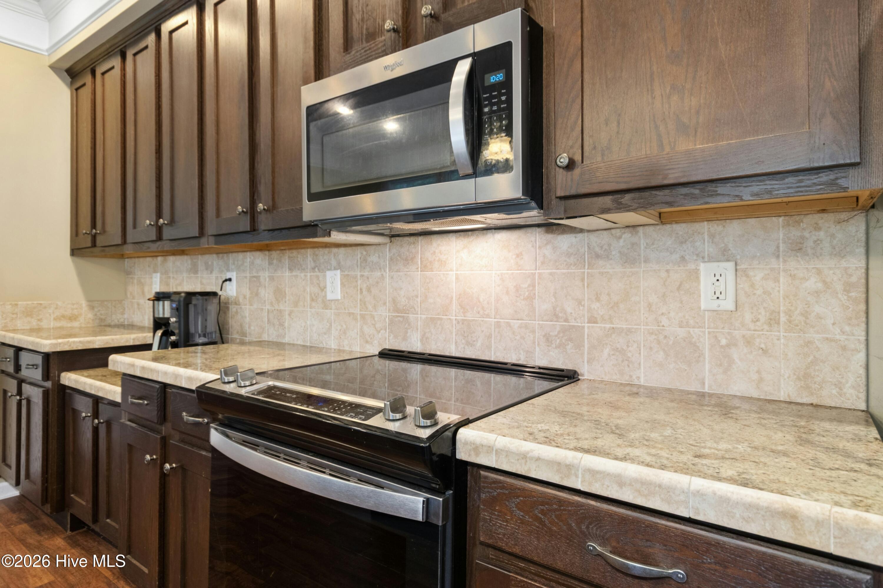 8023 Tobiano Court Property Photo 8