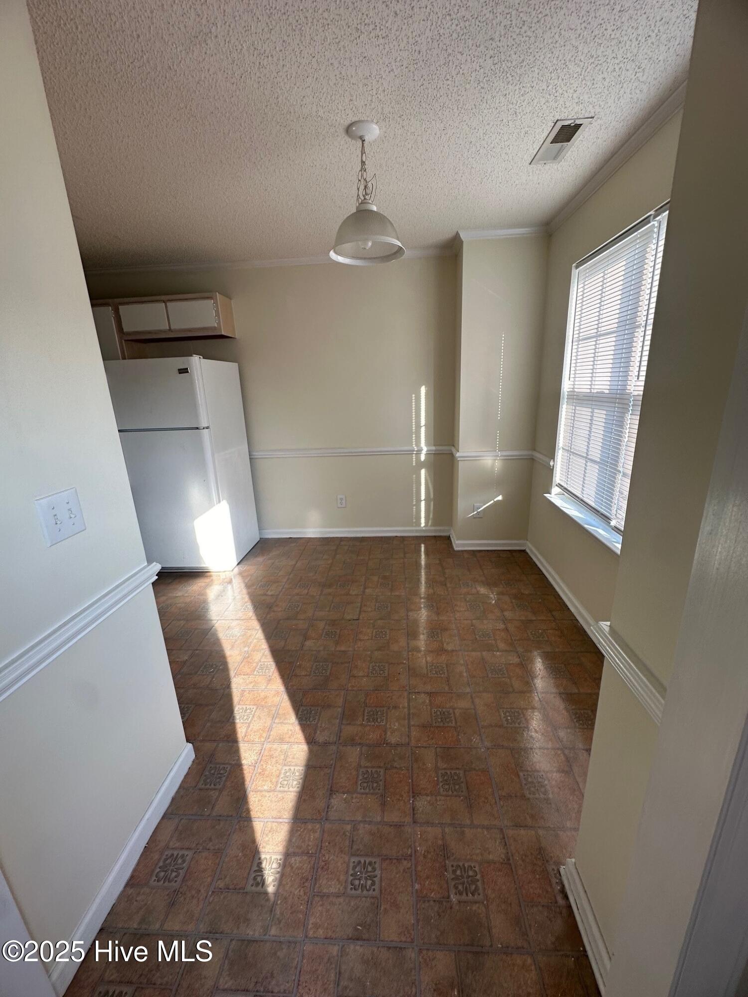 1224 Westridge Court B Property Photo 4