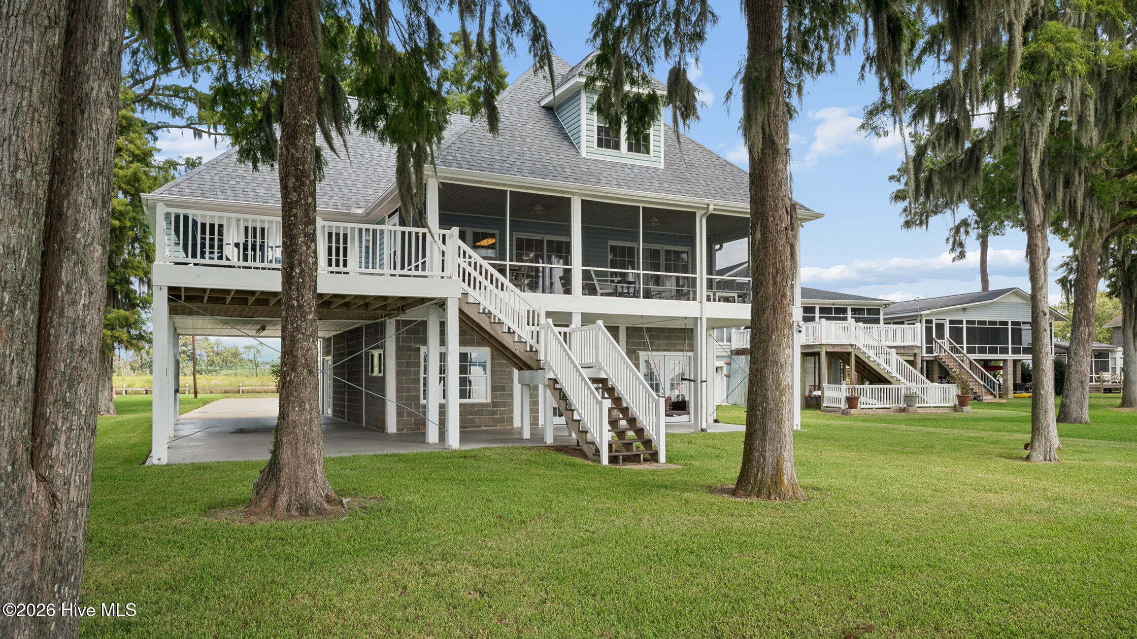 57 W Bayside Drive Property Photo 4