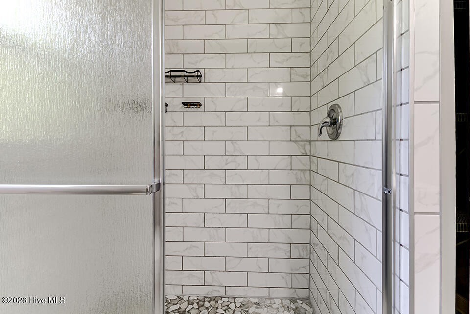 390 Newtown Loop Road Property Photo 15