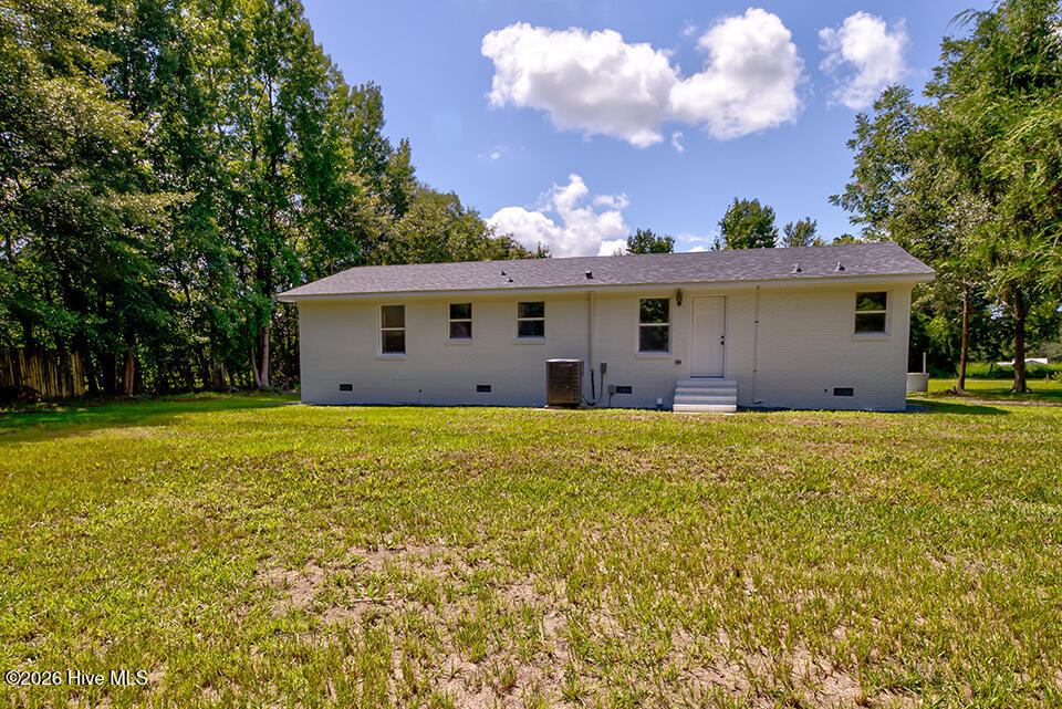 390 Newtown Loop Road Property Photo 28