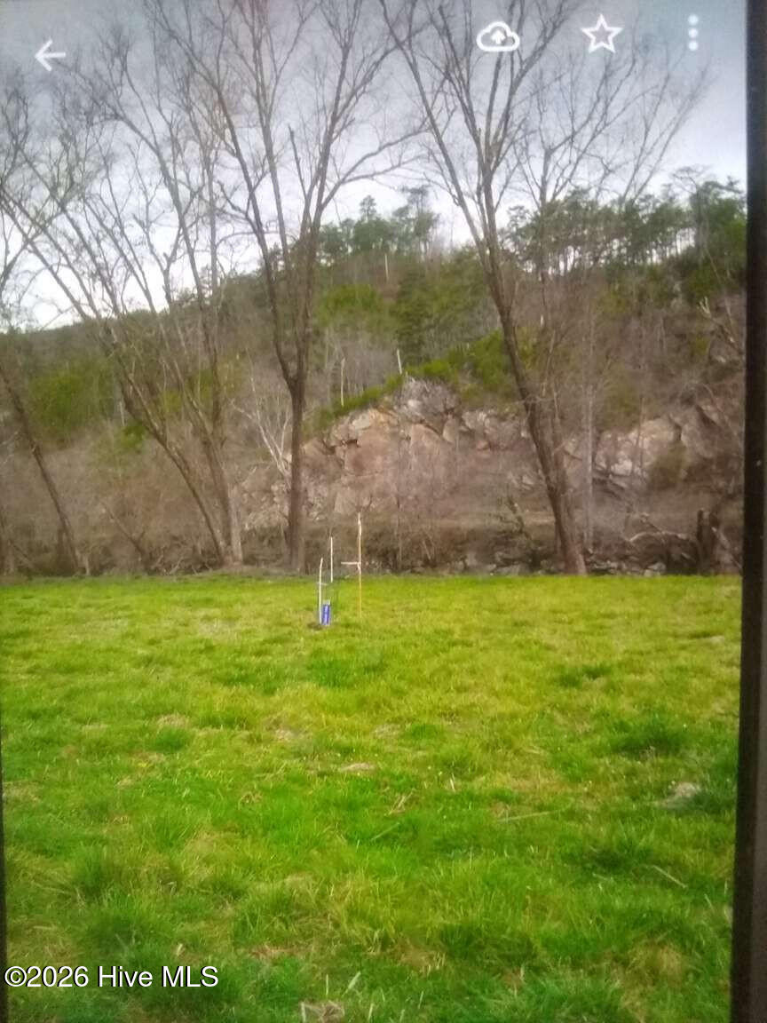 11 Harshaw Farm Drive Property Photo 3