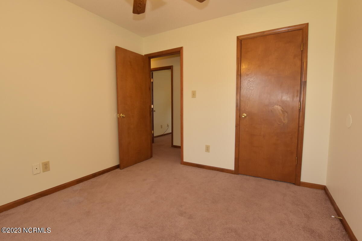 415 Oregon Trail Property Photo 15