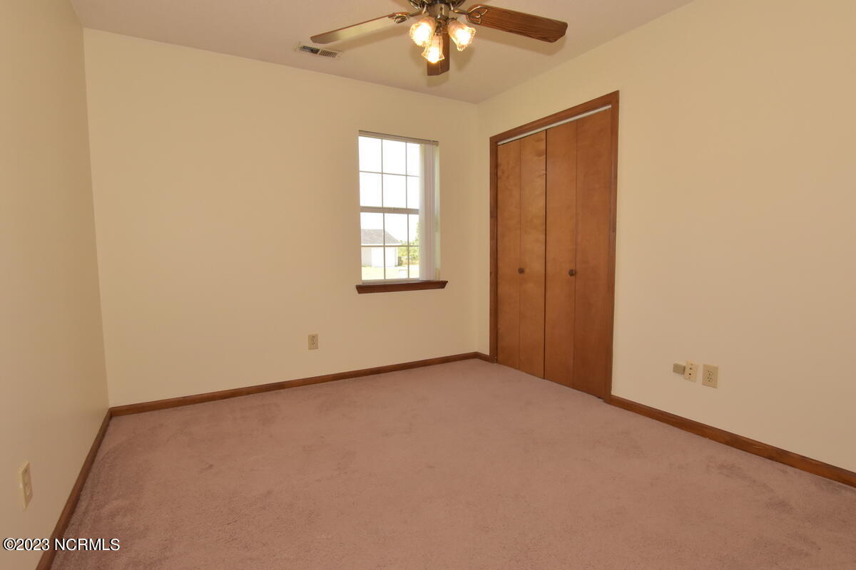 415 Oregon Trail Property Photo 18