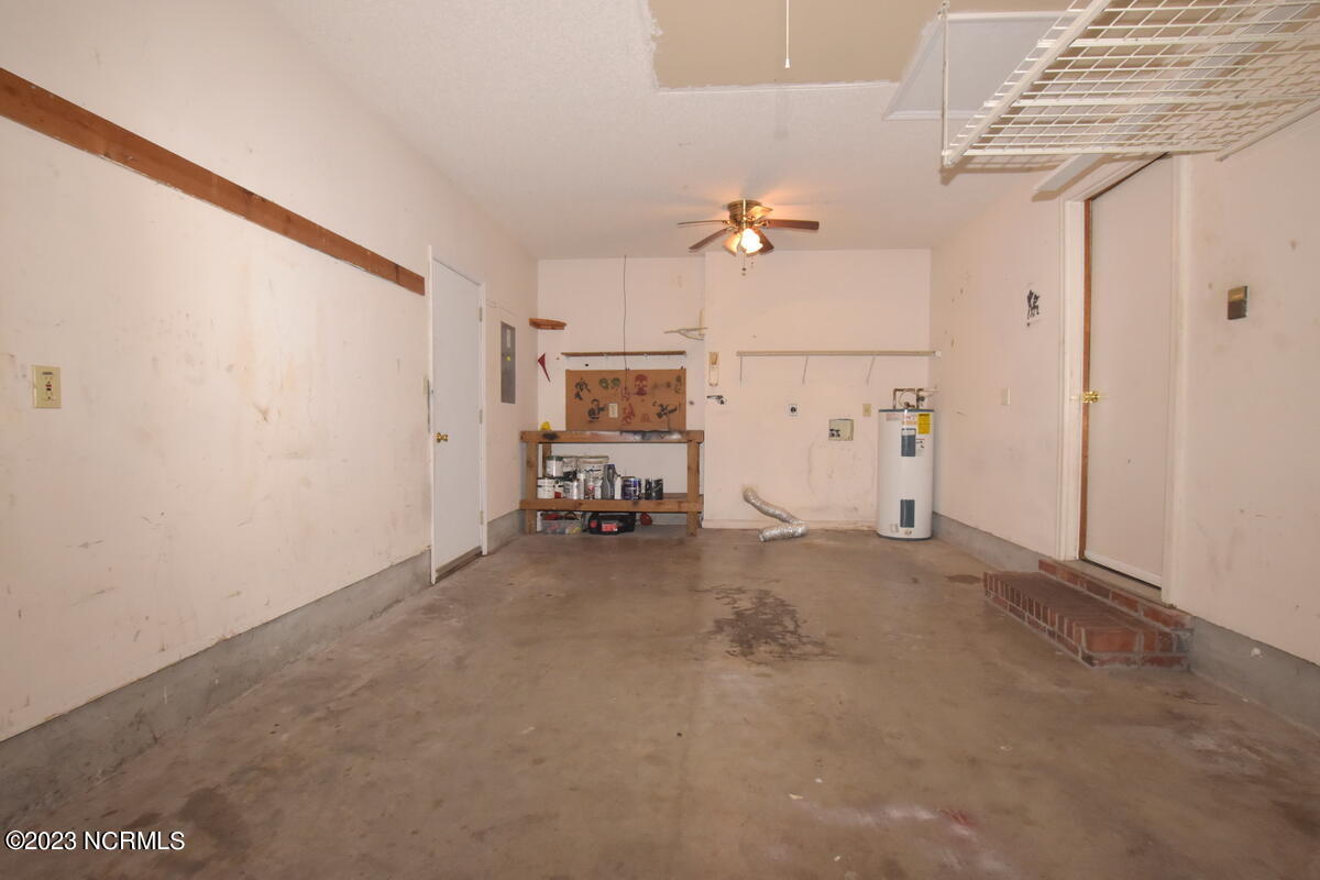 415 Oregon Trail Property Photo 24