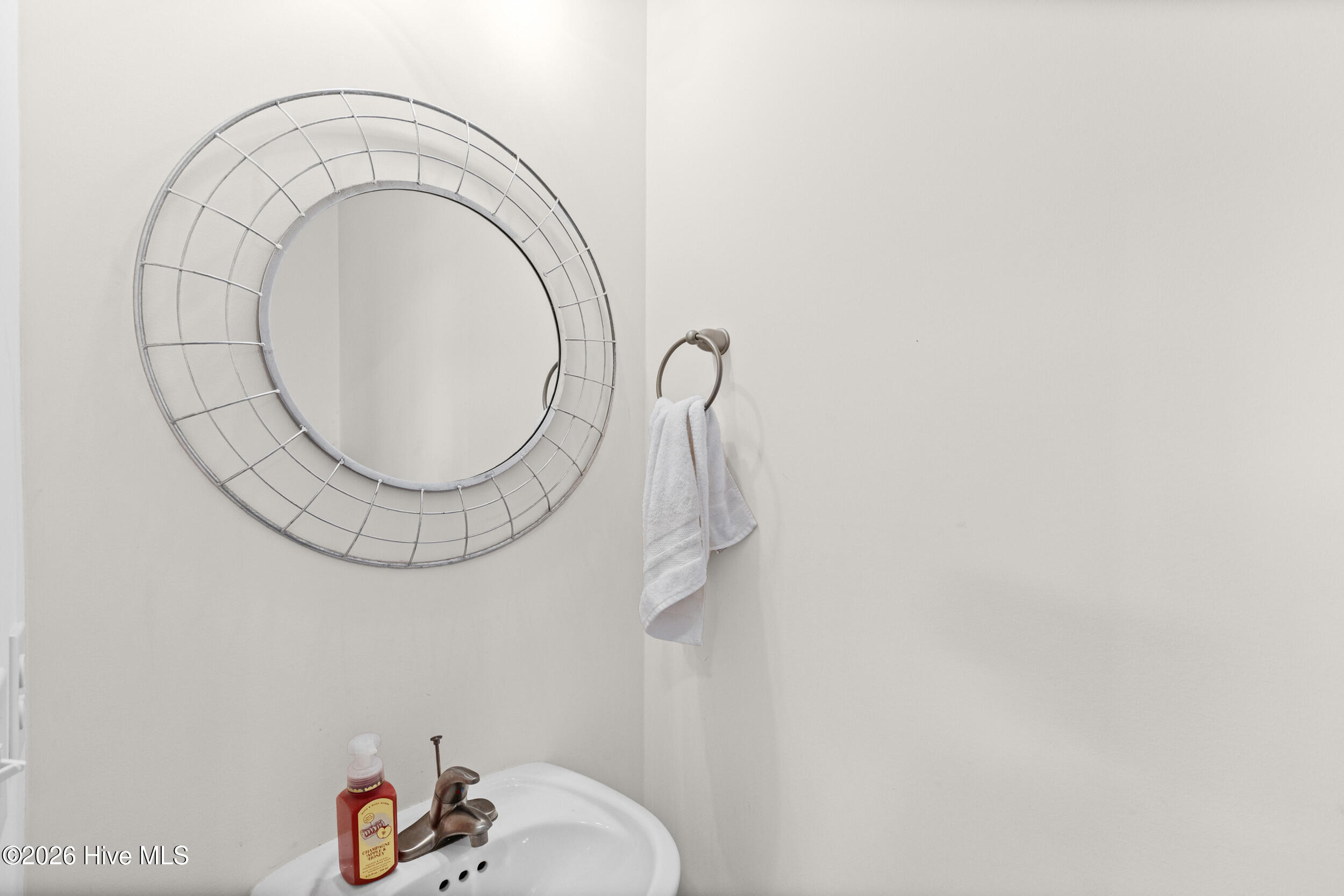 426 Bridle Path Road Property Photo 18