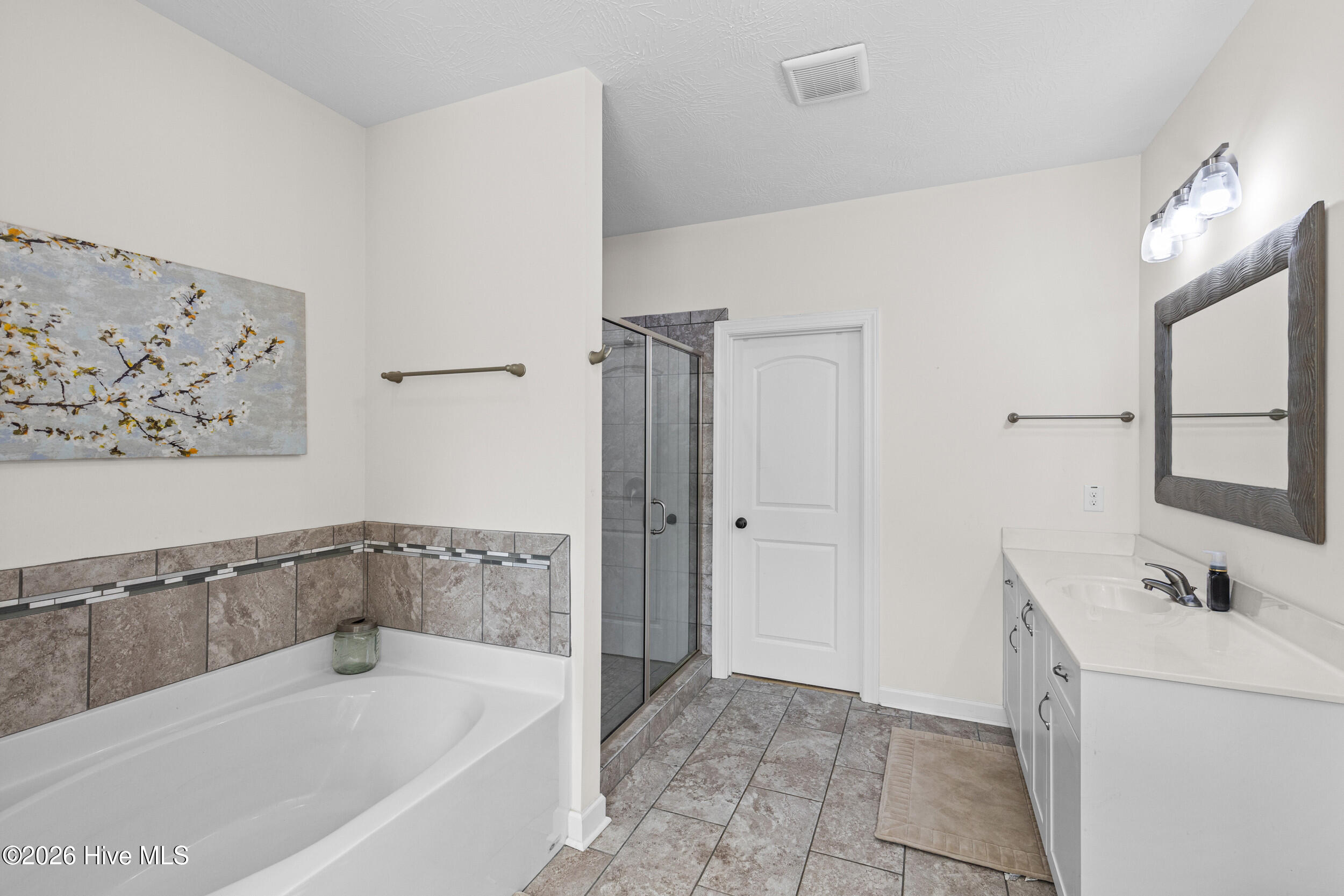 426 Bridle Path Road Property Photo 25