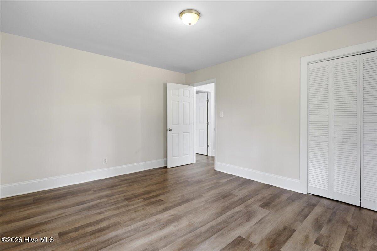2000 Rosewood Avenue Property Photo 29