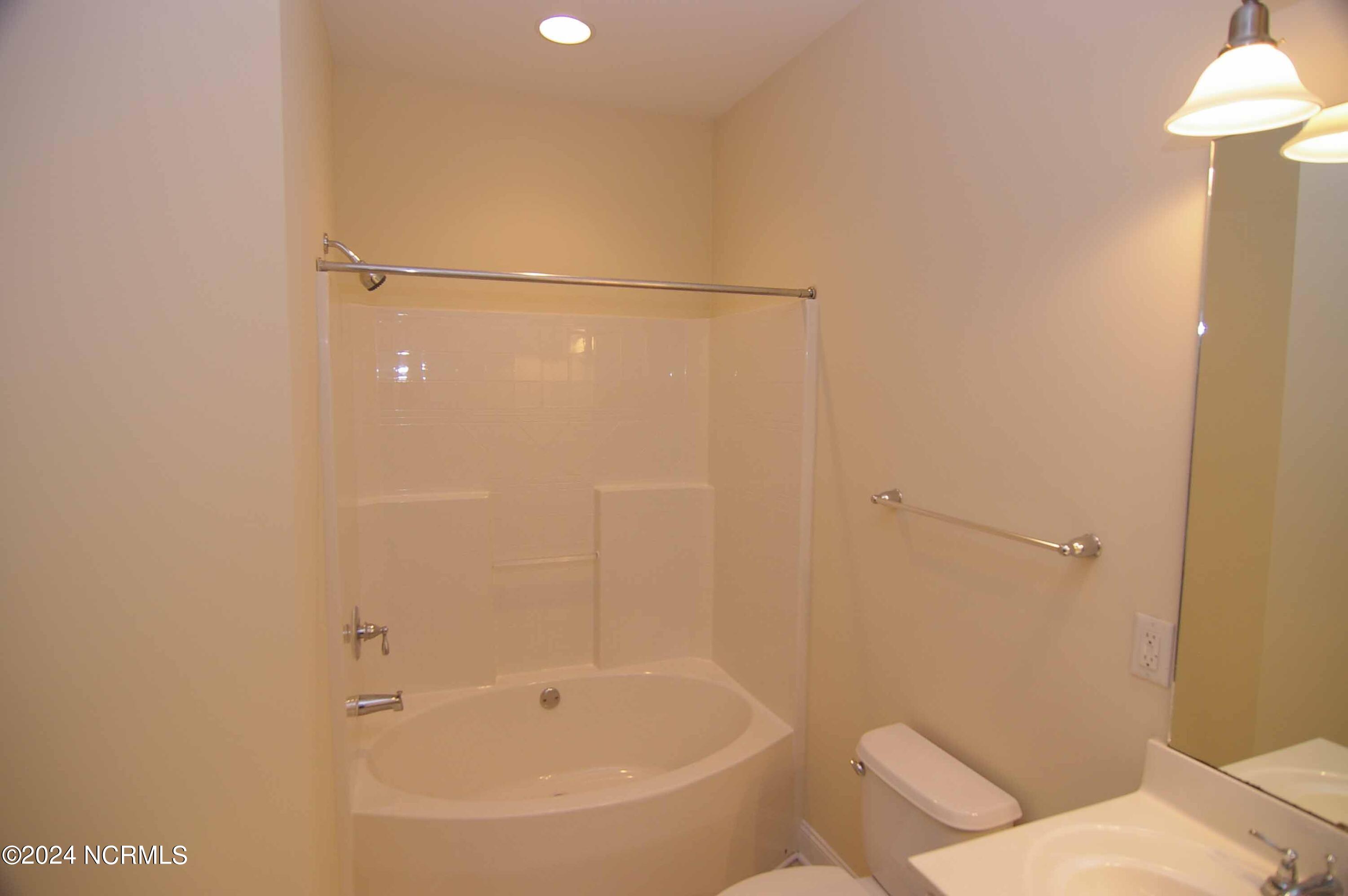 4004 Bluebill Drive Property Photo 7
