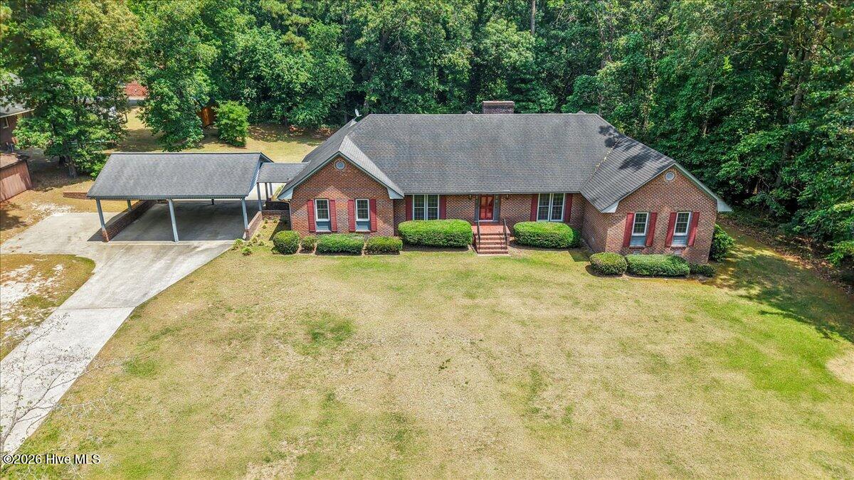 1013 Arrowhead Drive Property Photo 4