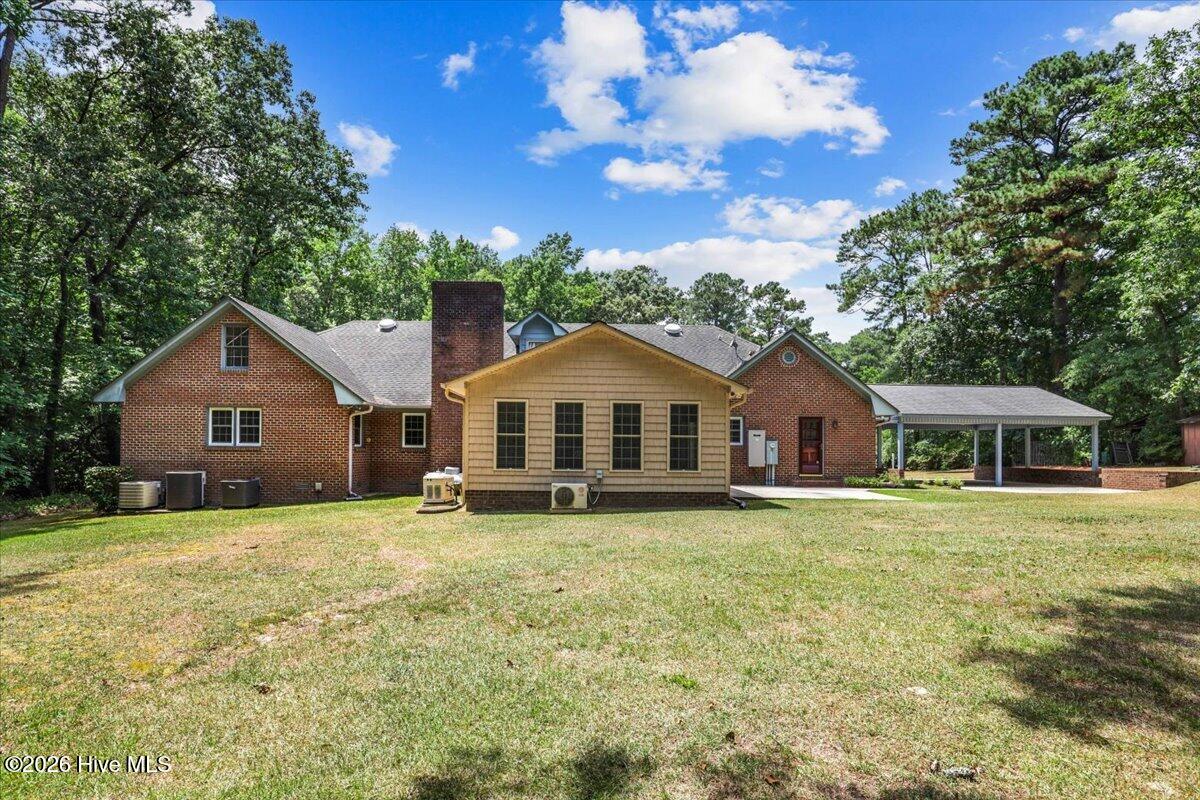 1013 Arrowhead Drive Property Photo 9