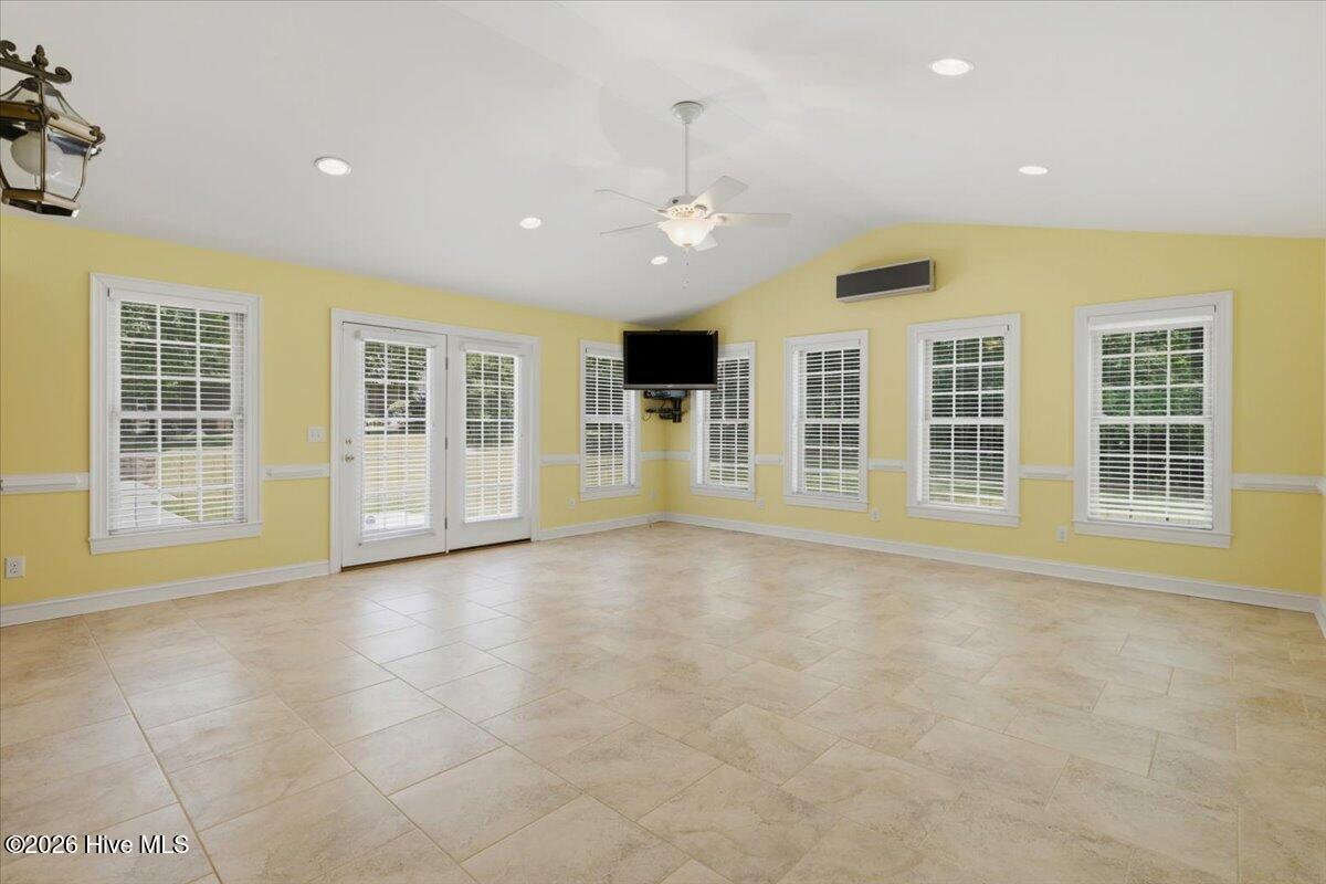 1013 Arrowhead Drive Property Photo 21