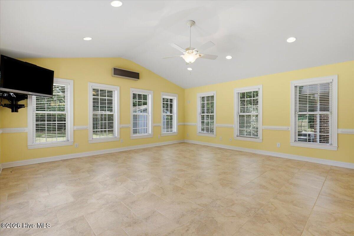 1013 Arrowhead Drive Property Photo 24