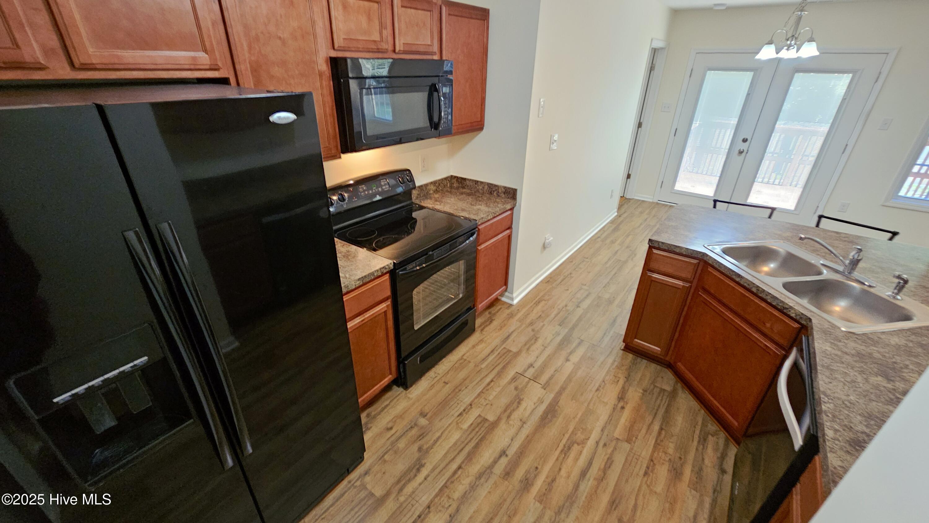 100 Constitution Avenue Property Photo 8