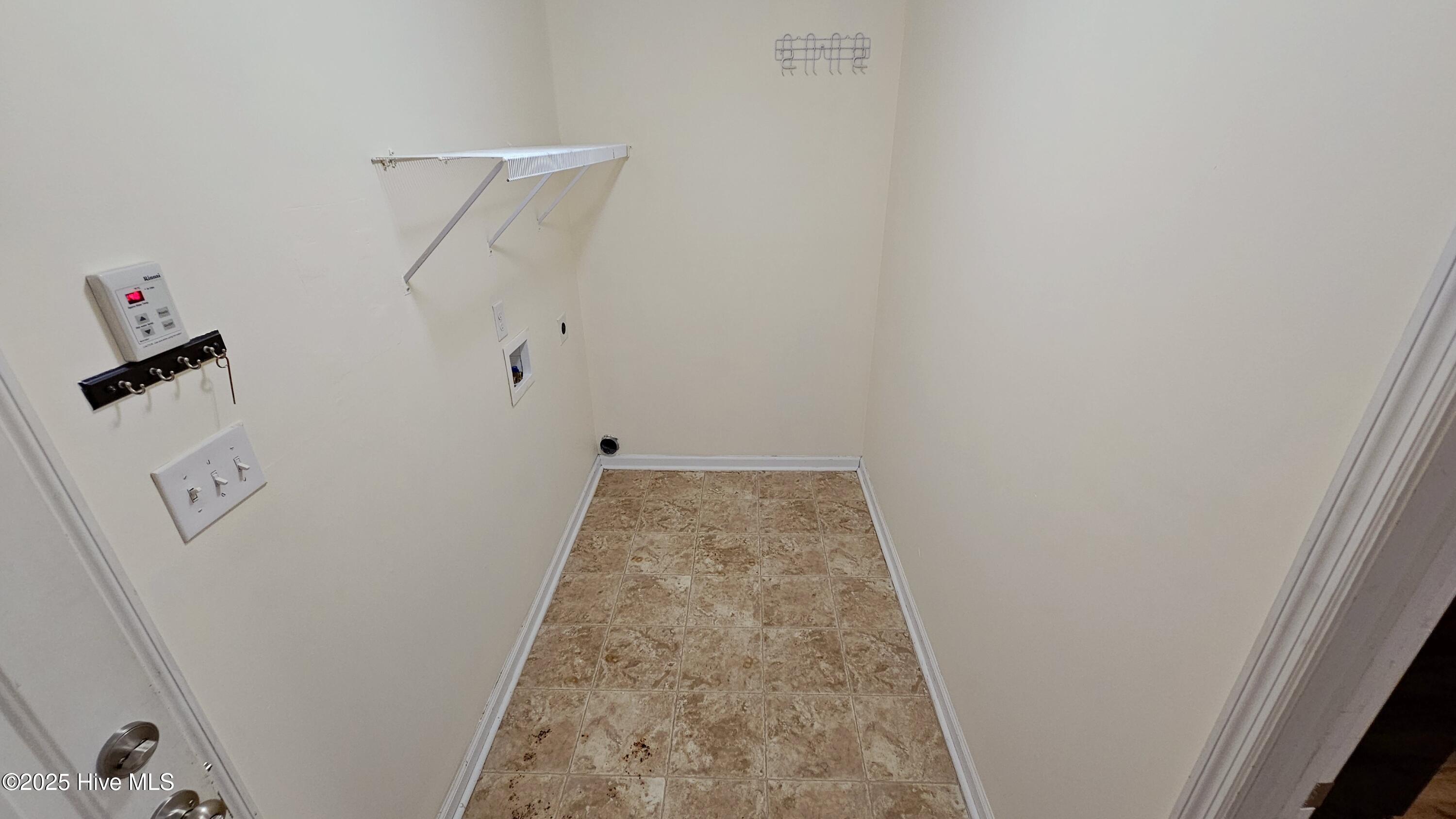 100 Constitution Avenue Property Photo 11