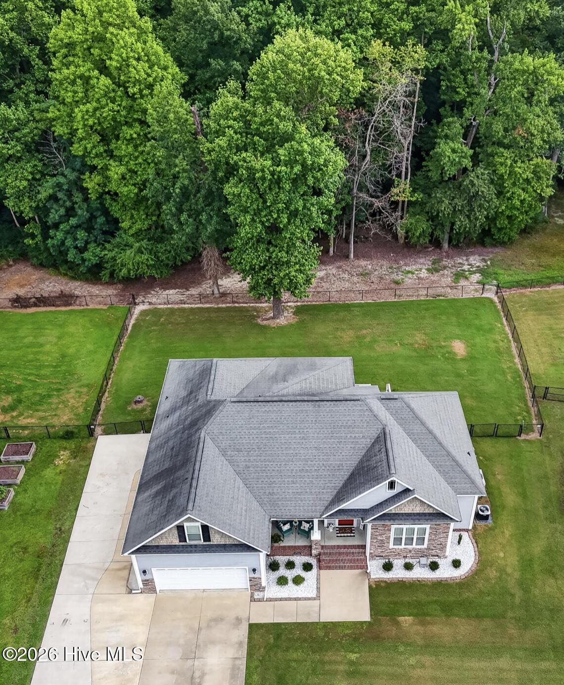 308 Willowbrook Drive Property Photo 4