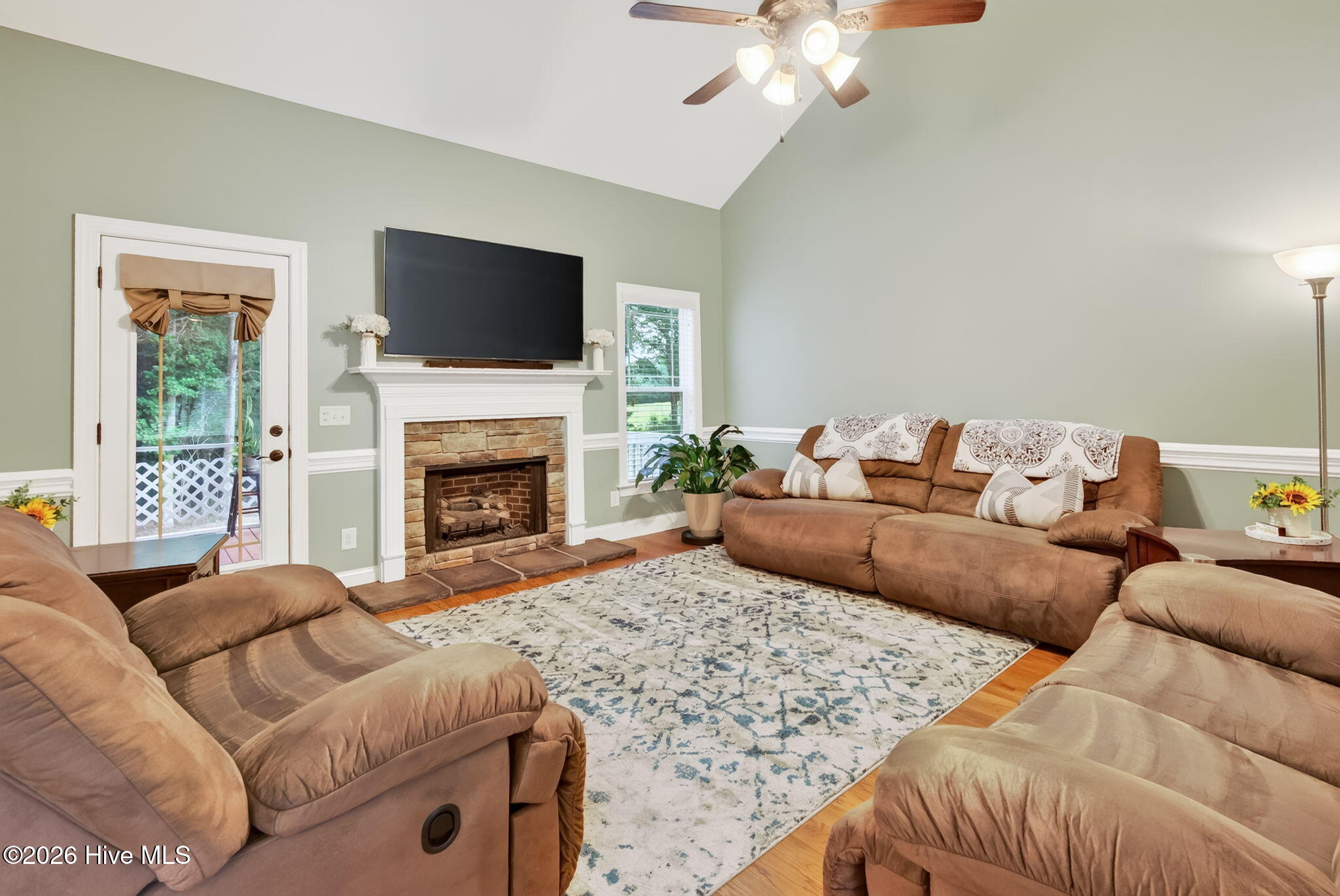308 Willowbrook Drive Property Photo 7