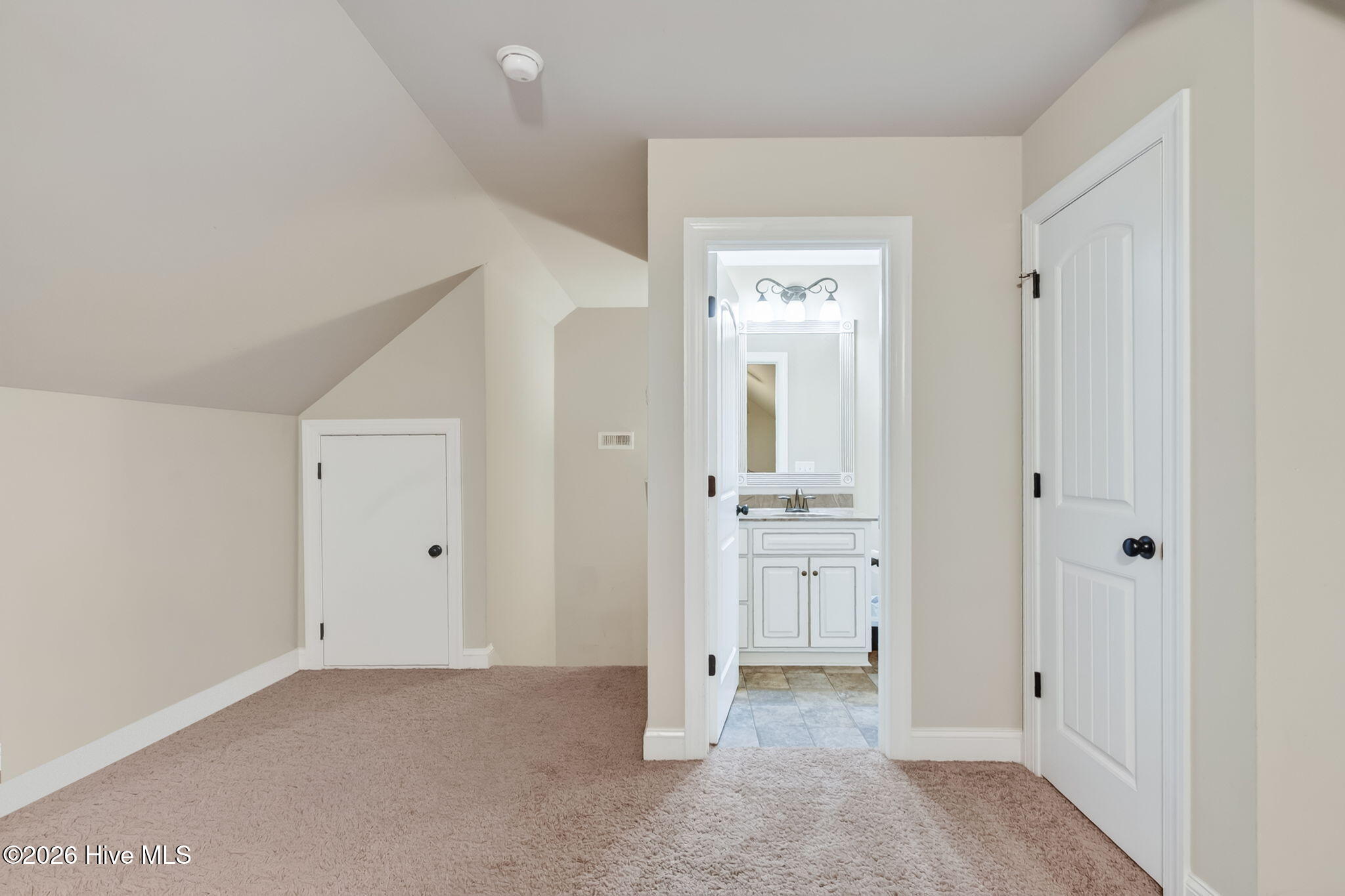 308 Willowbrook Drive Property Photo 28